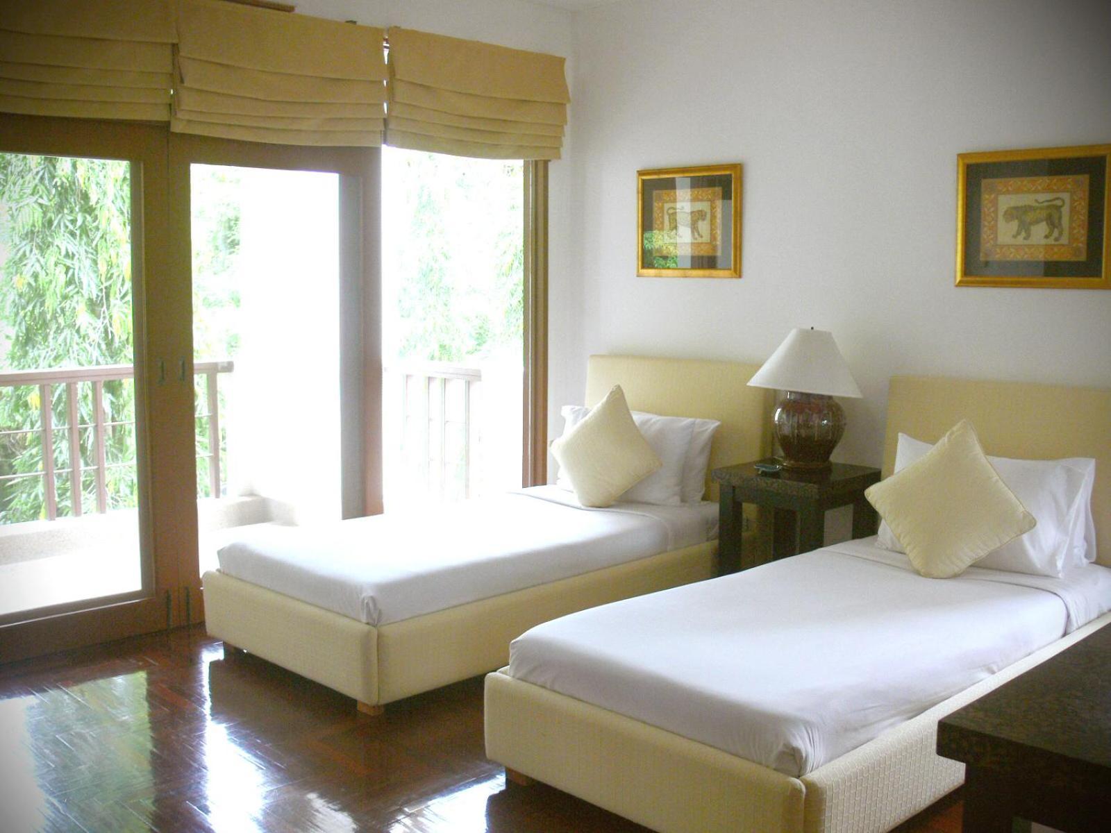 Hotel Blue Canyon Country Club *