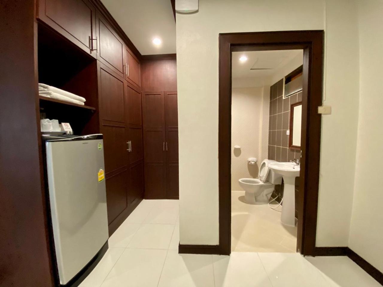 Baan Sudarat Inn