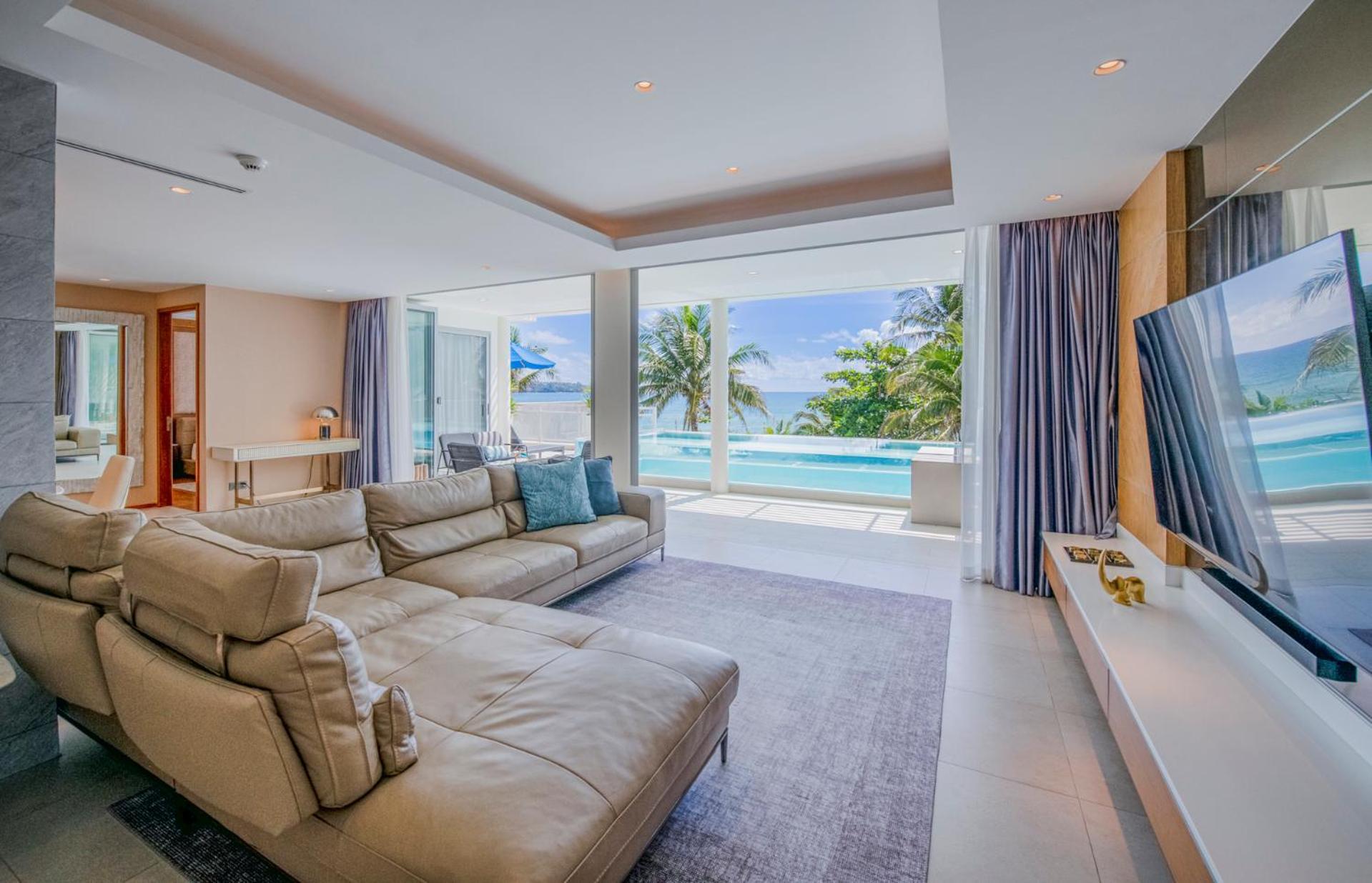 Beachfront Residences - Stunning Sea And View