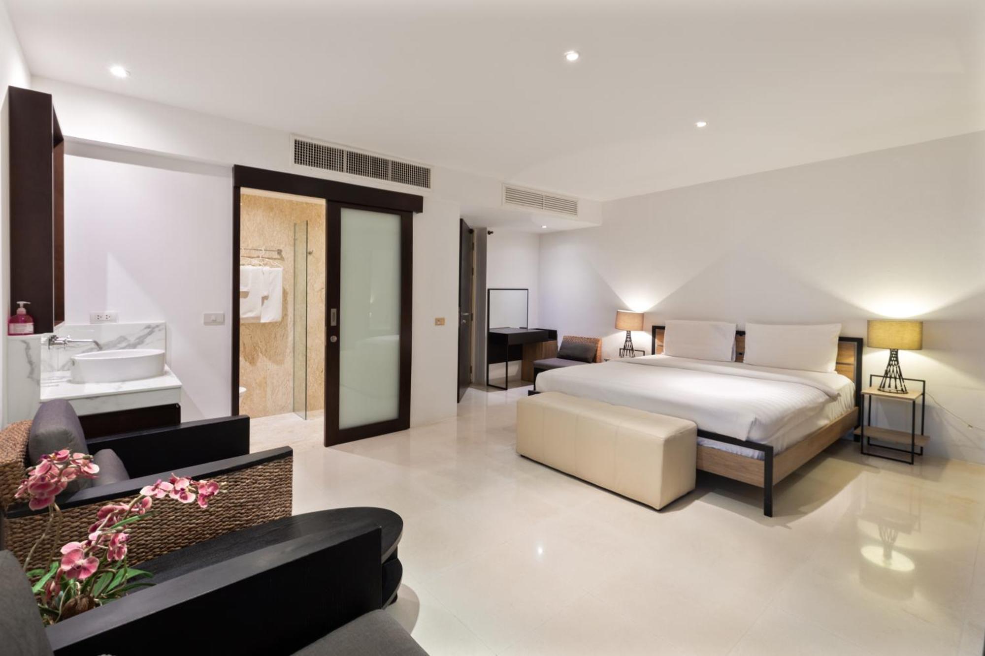 Heights Villa *