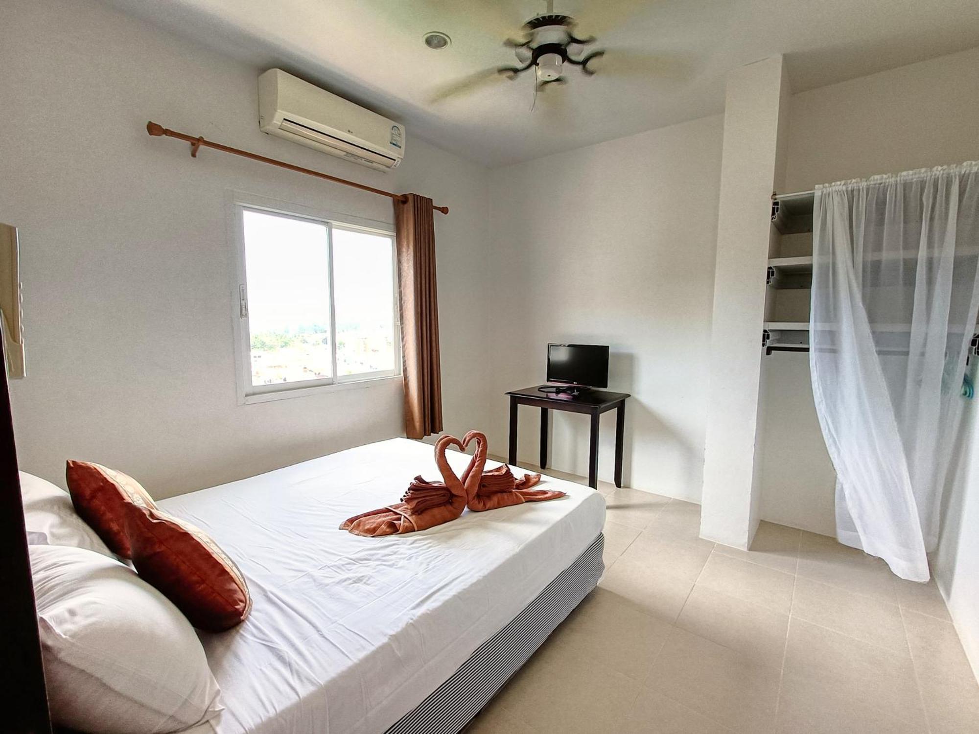 Sr Sea View Hotel
