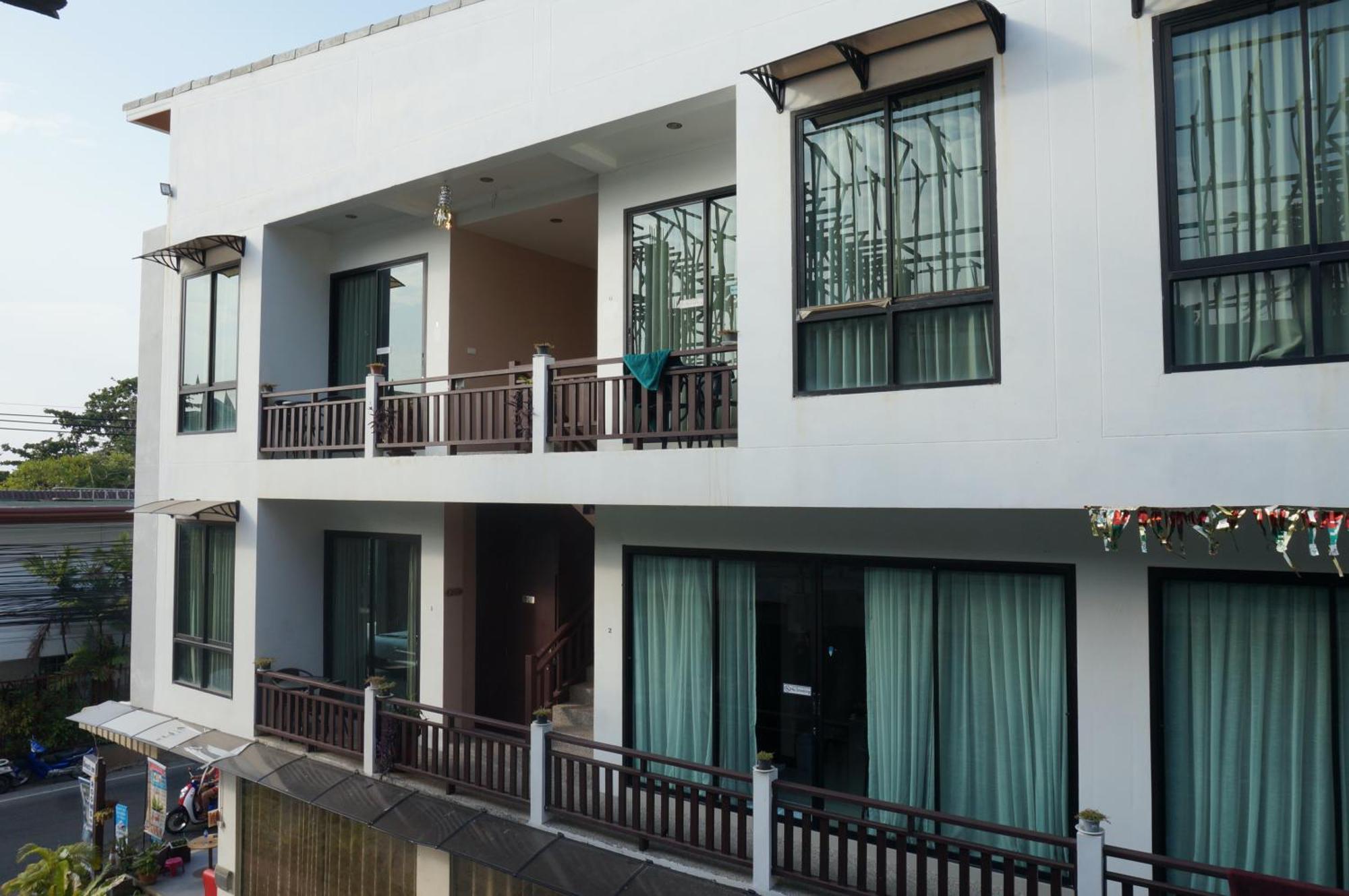 Kata Beachwalk And Kata Beach (Phuket)