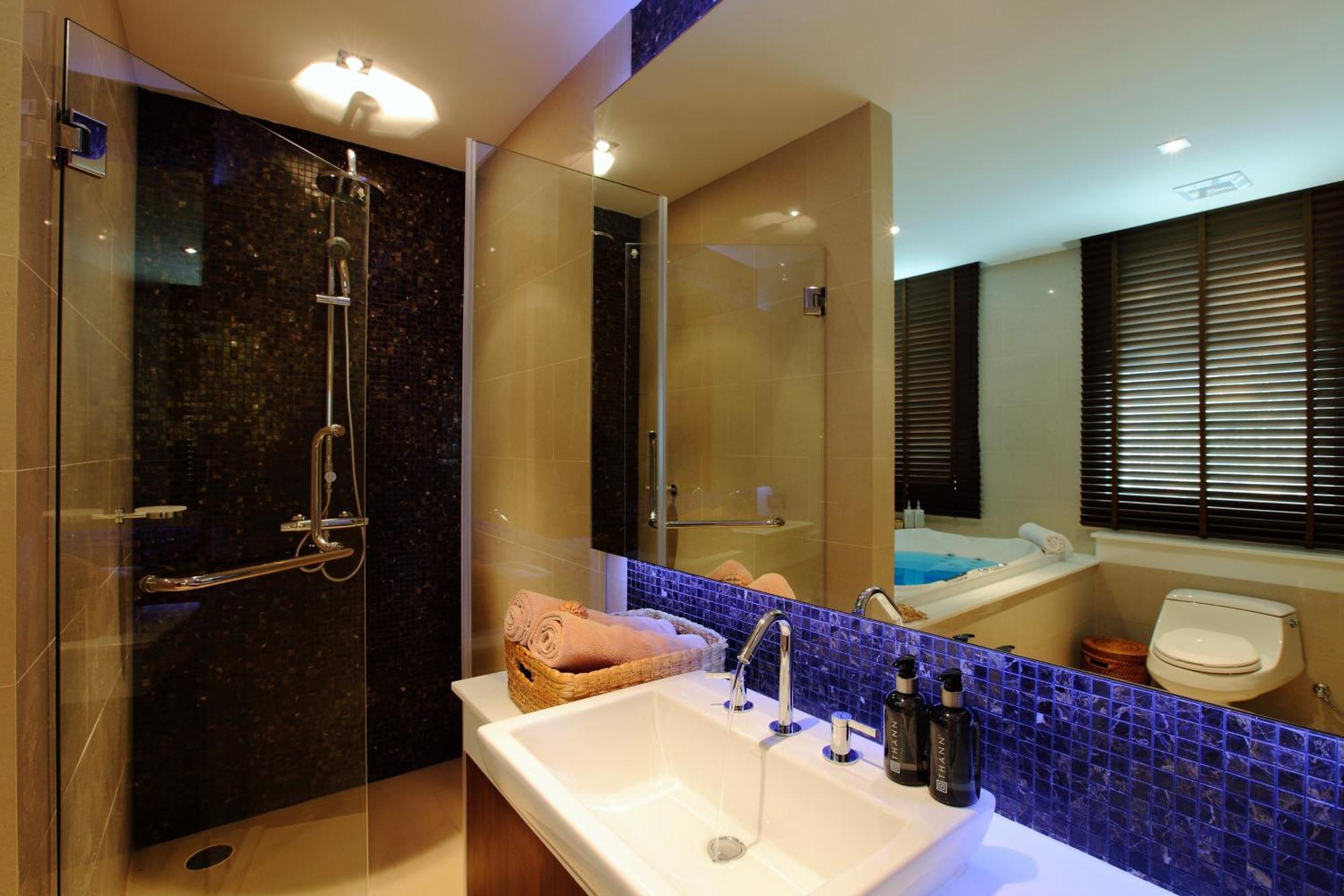 The Privilege 4* Patong