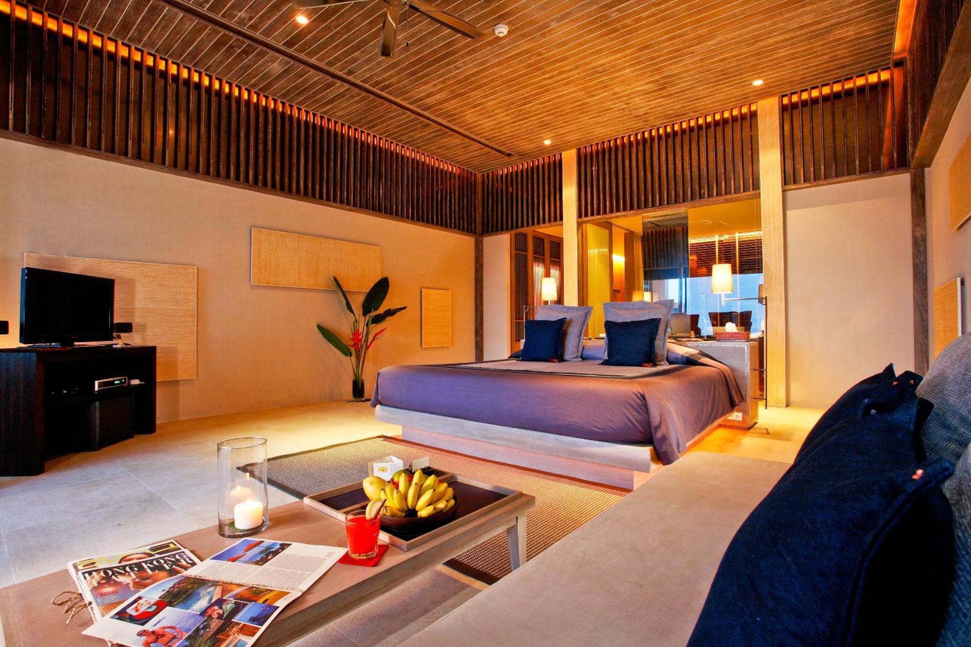 Sri Phuket Luxury Pool - Sha