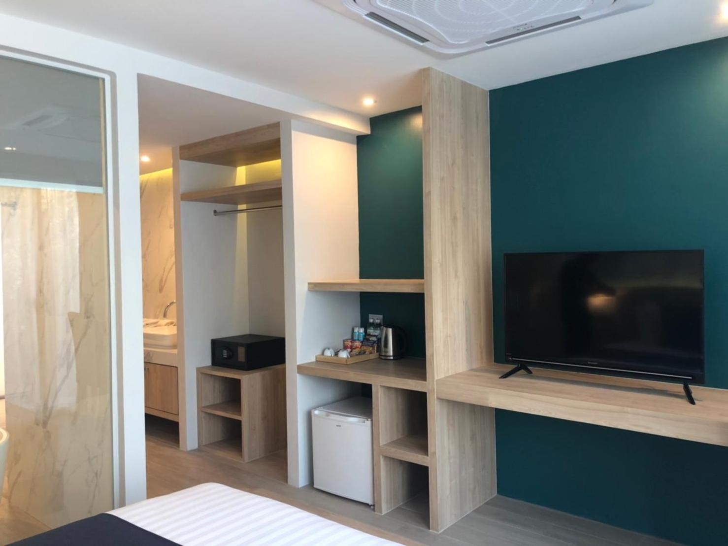 Coconut Village Phuket - Sha Extra Resort