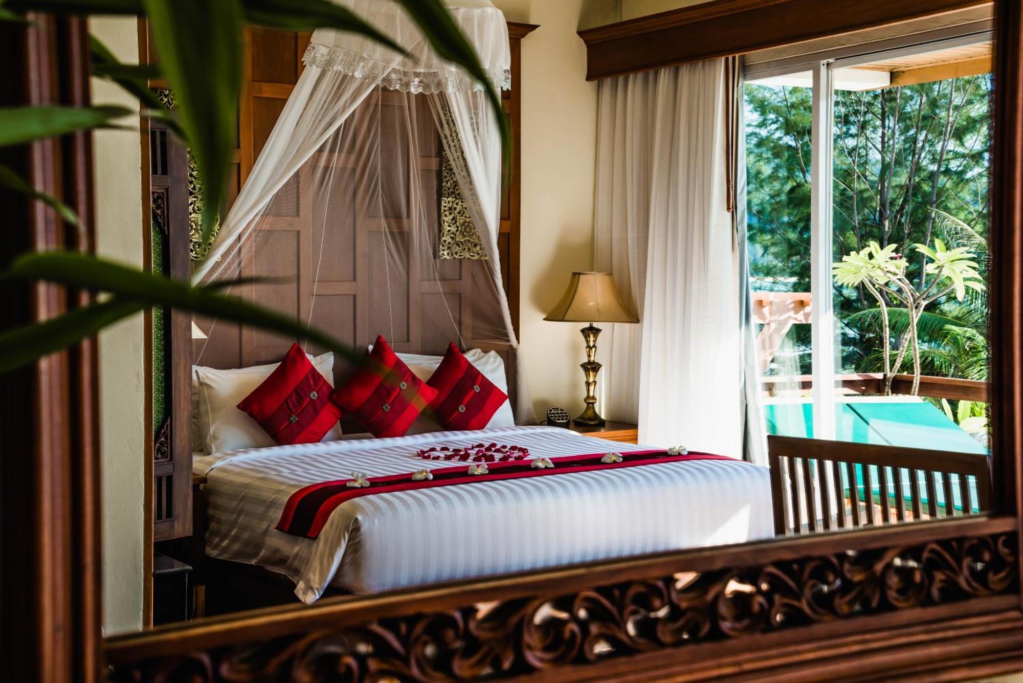 Hotel Layalina Kamala Beach