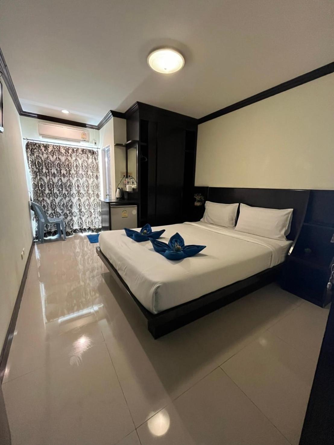 Blueskyhouse 3*