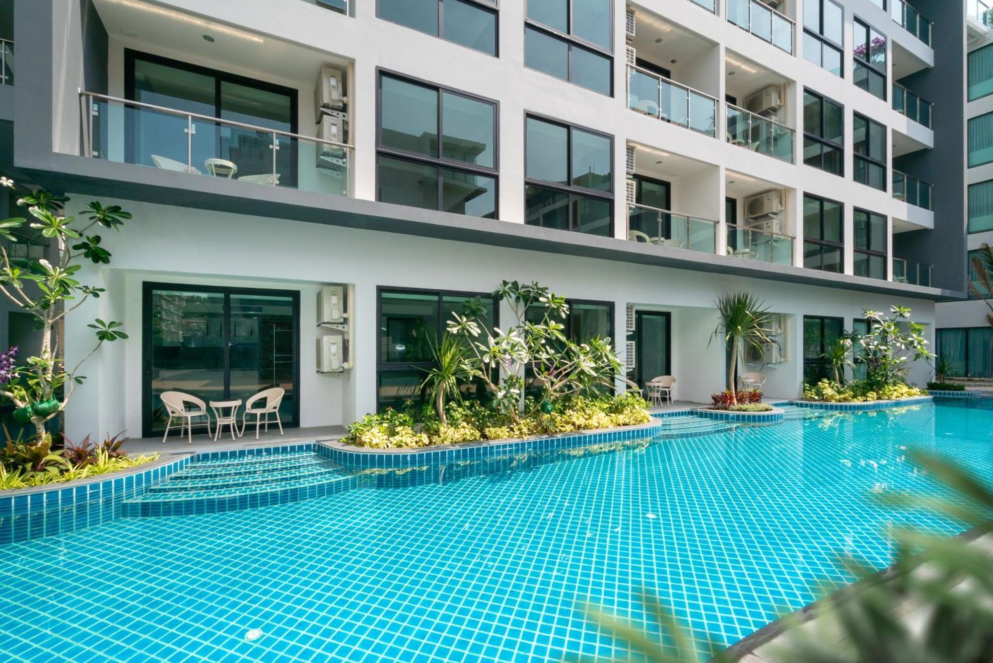Wekata Luxury Kata Beach (Phuket)