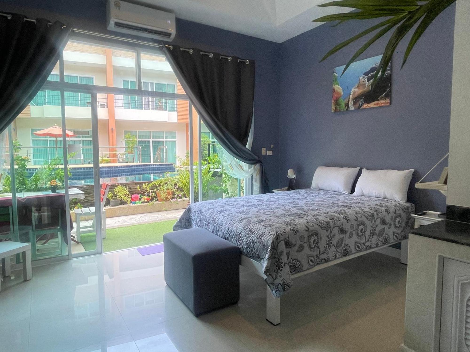 Thalassa Pool Guest house *