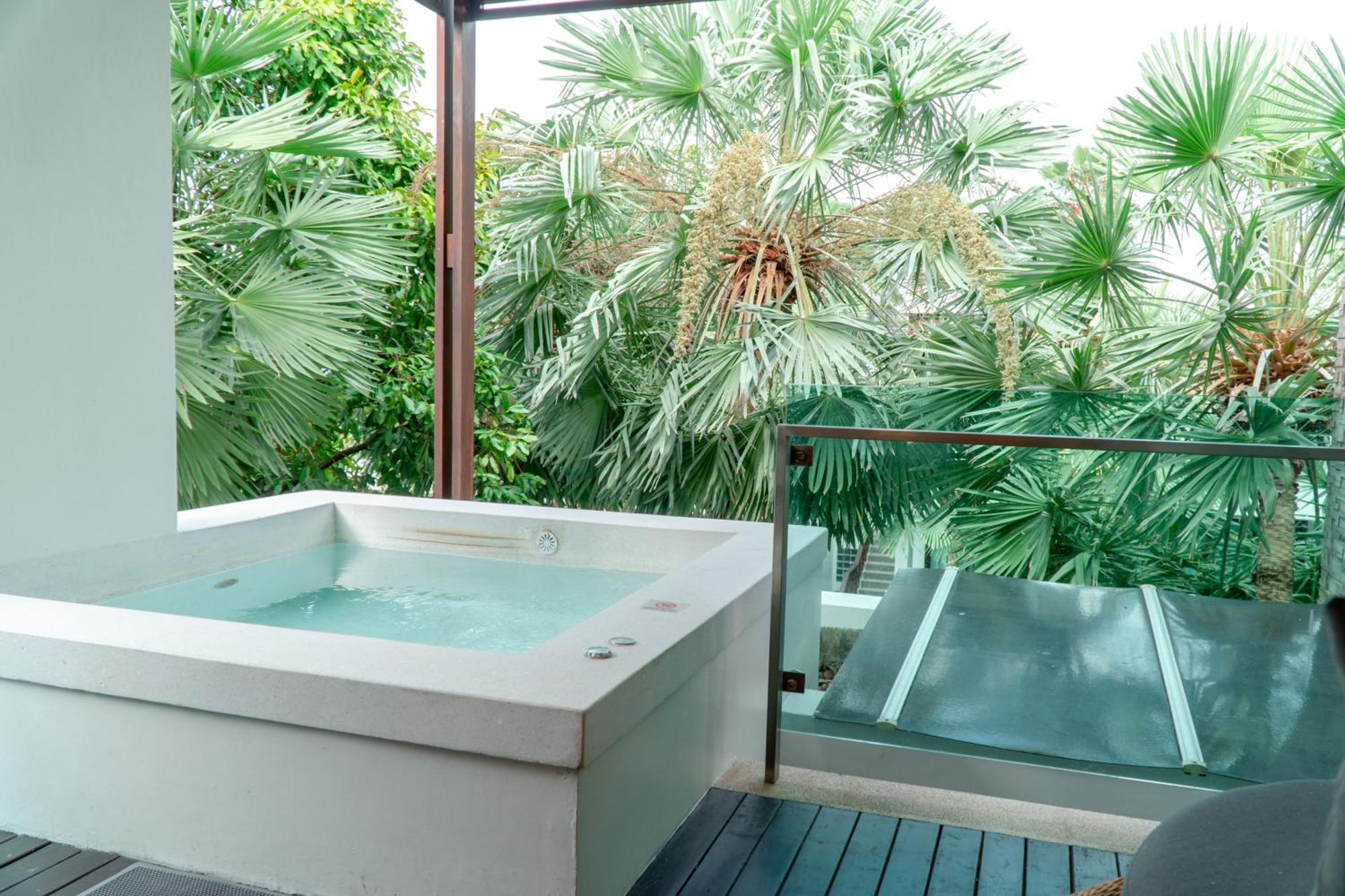 Club Wyndham Sea Pearl Phuket Resort