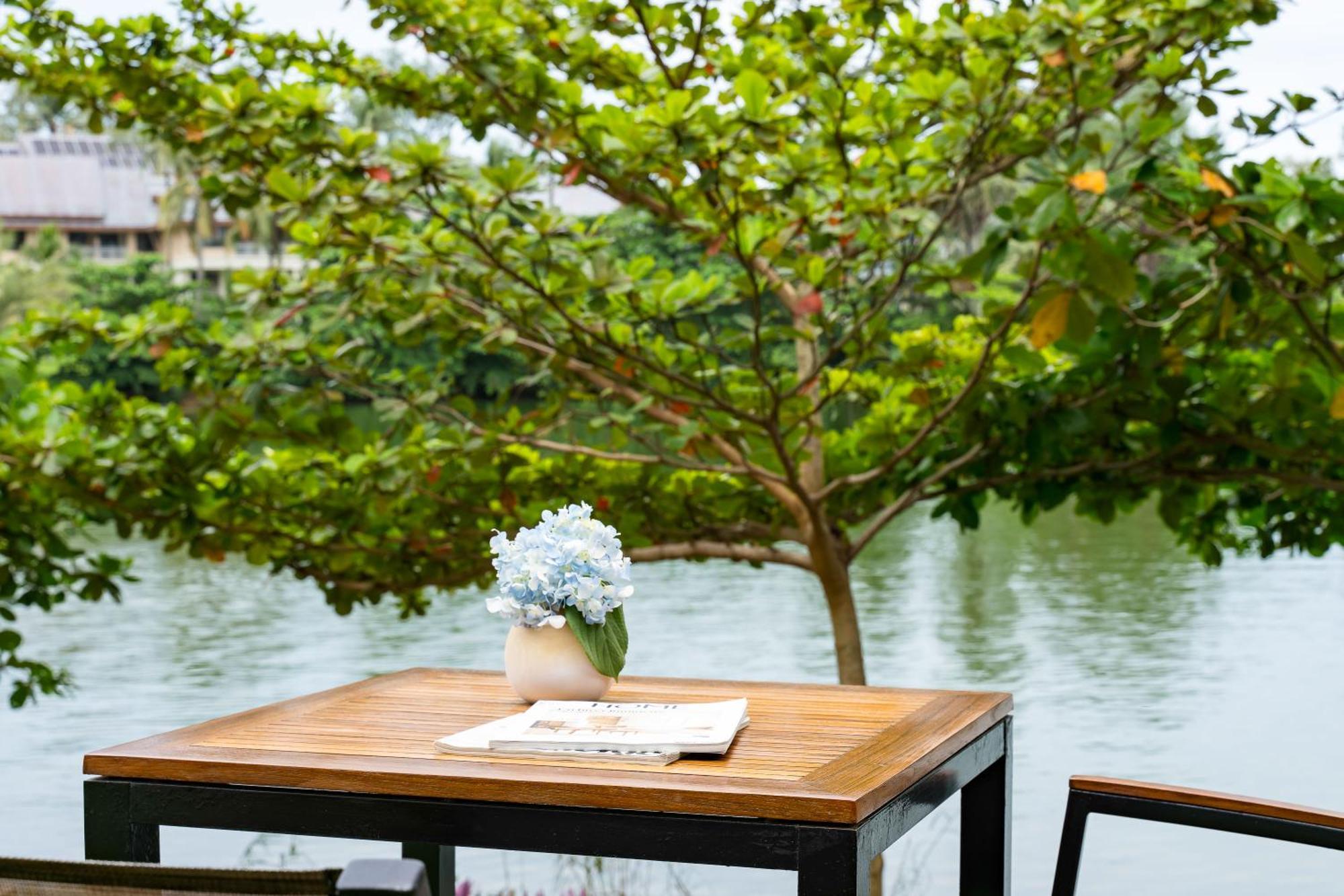 Saii Laguna Phuket Praia de Bang Tao