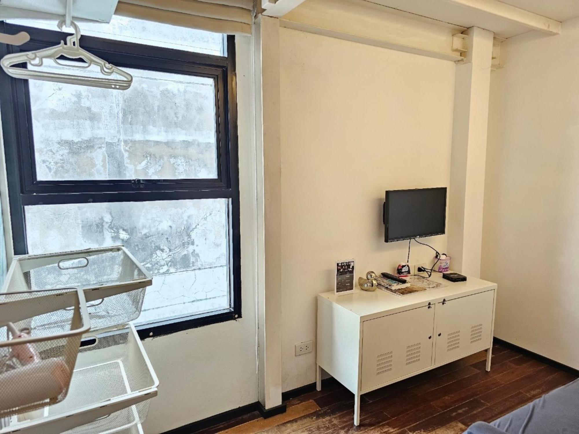 Shade House - Downtown Hostel