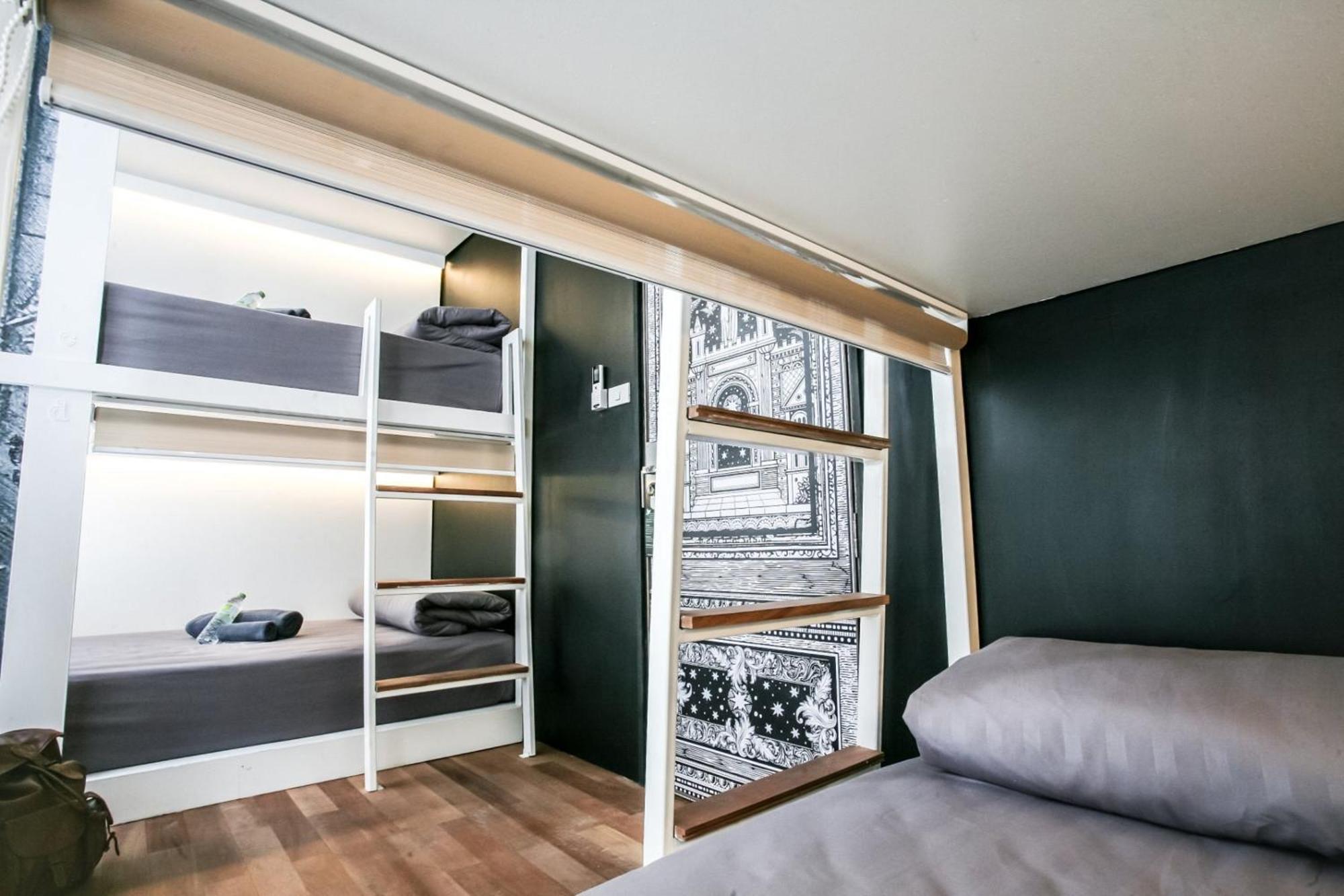Shade House - Downtown Hostel *