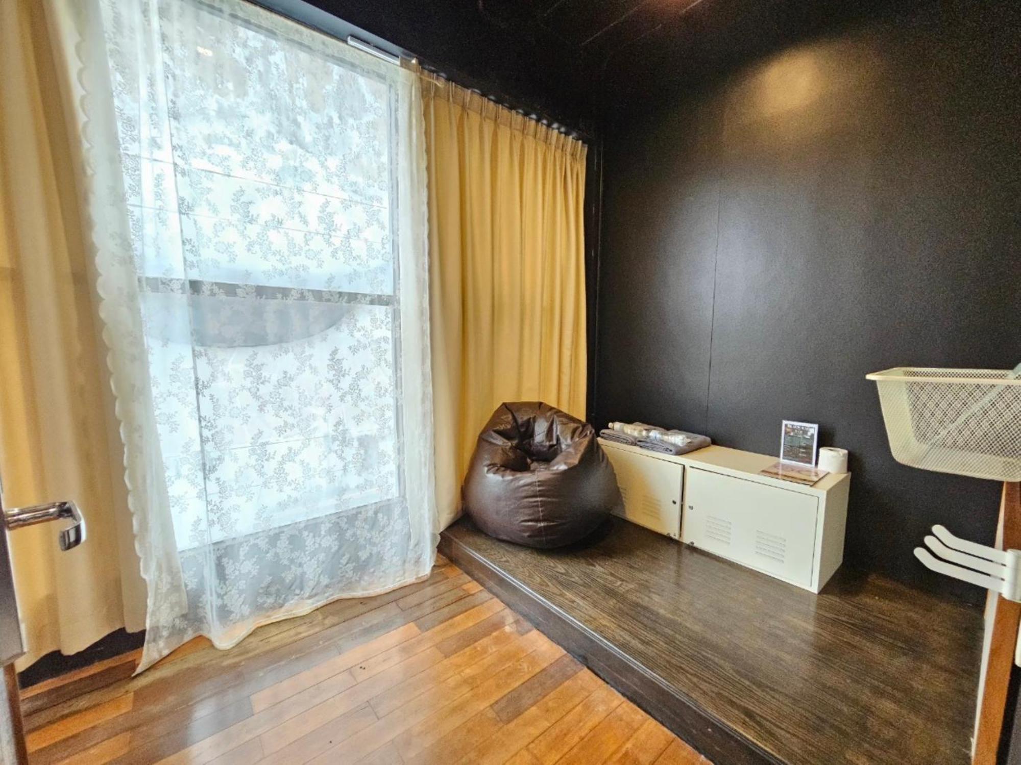 Shade House - Downtown Hostel Phuket