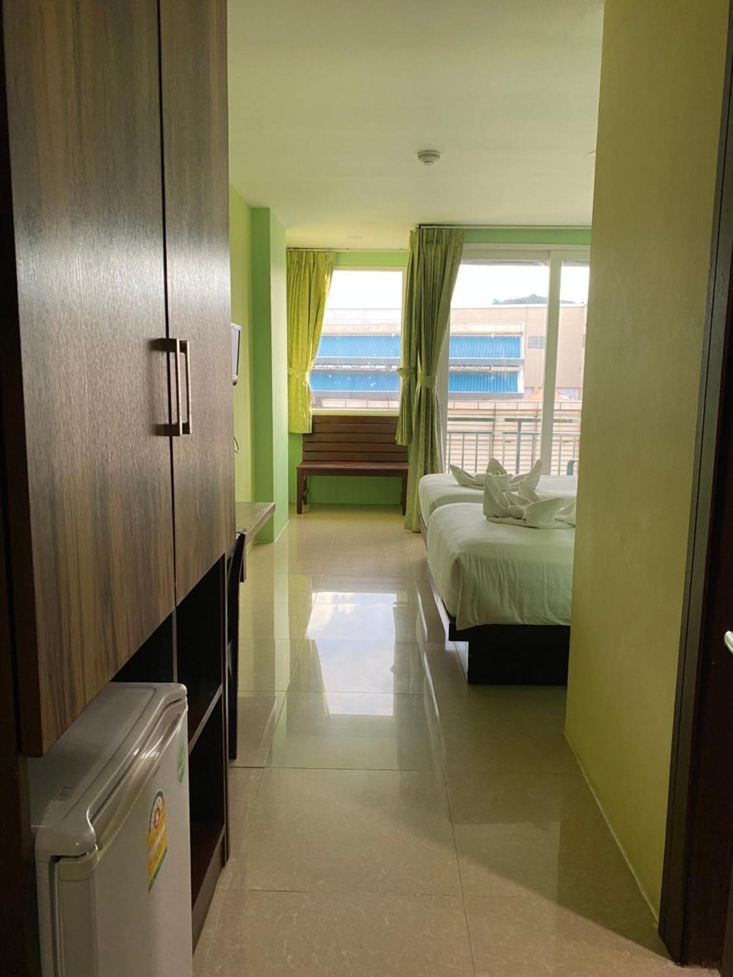 77 & 3* Patong