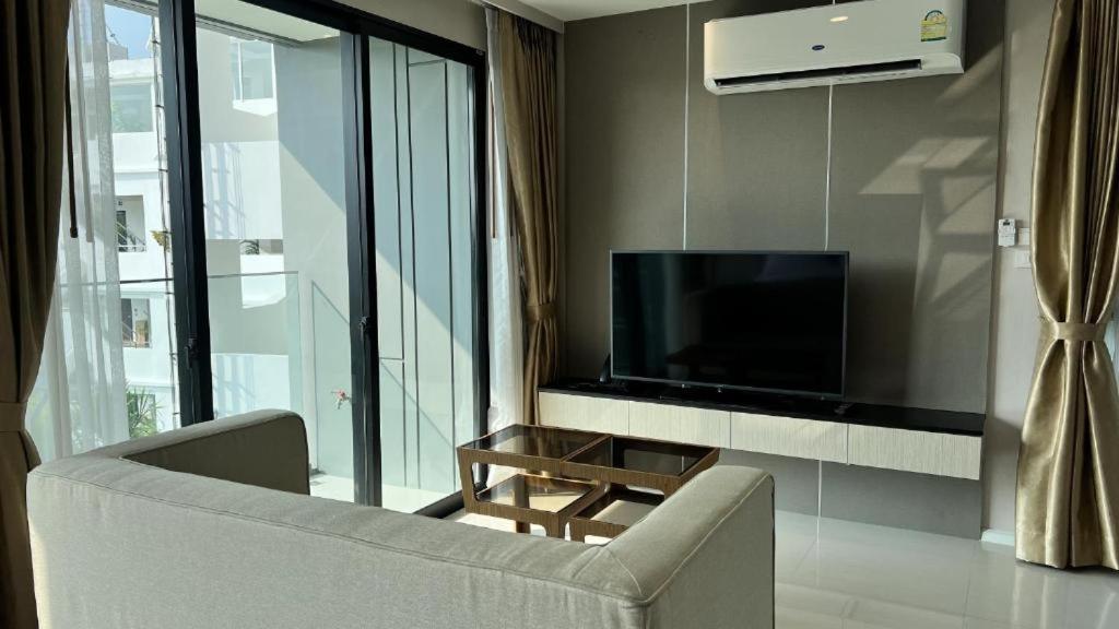 Apartment Panora Surin Mountain View By Eie.assia