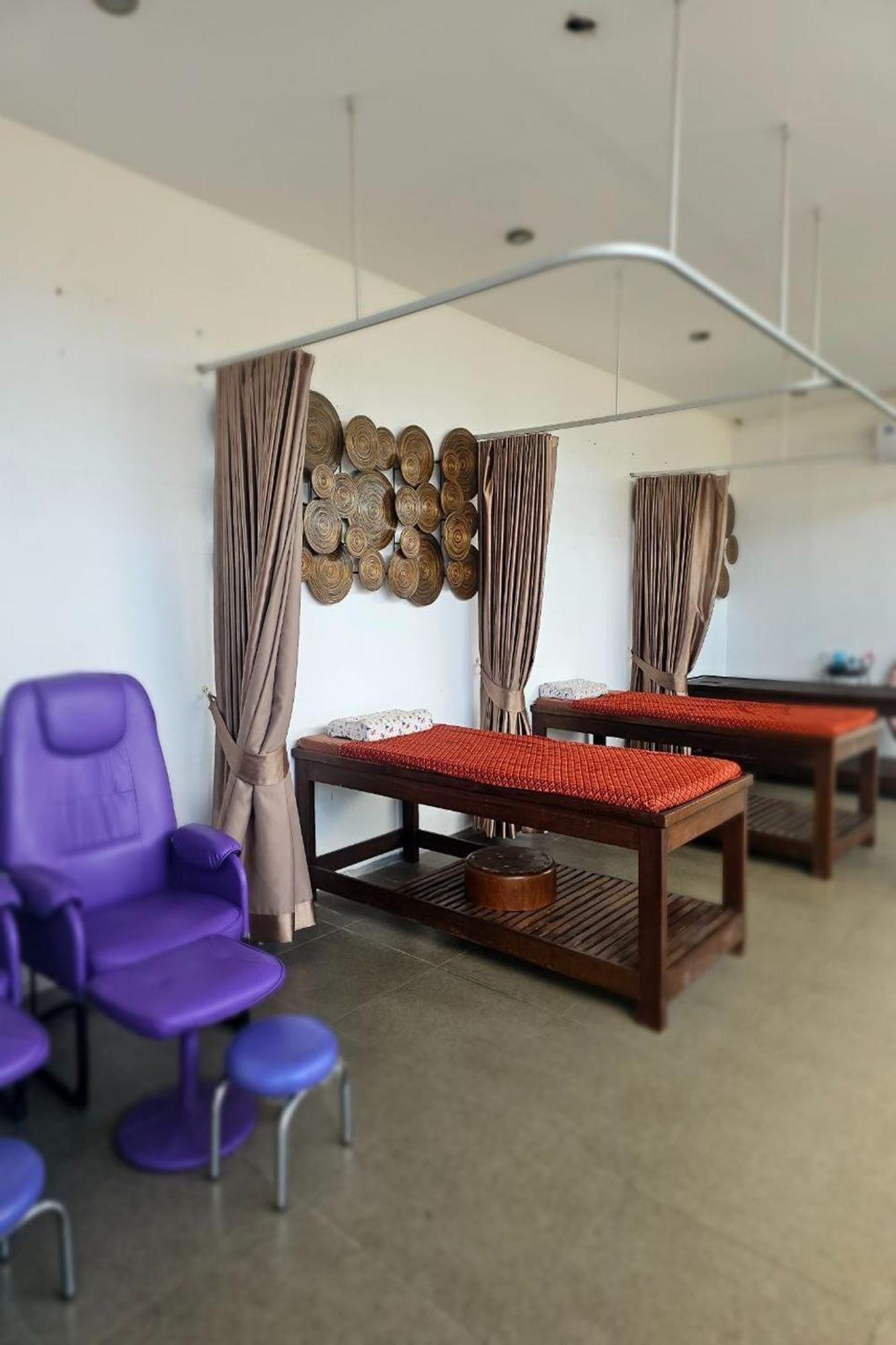 One World One Naiharn Hotel