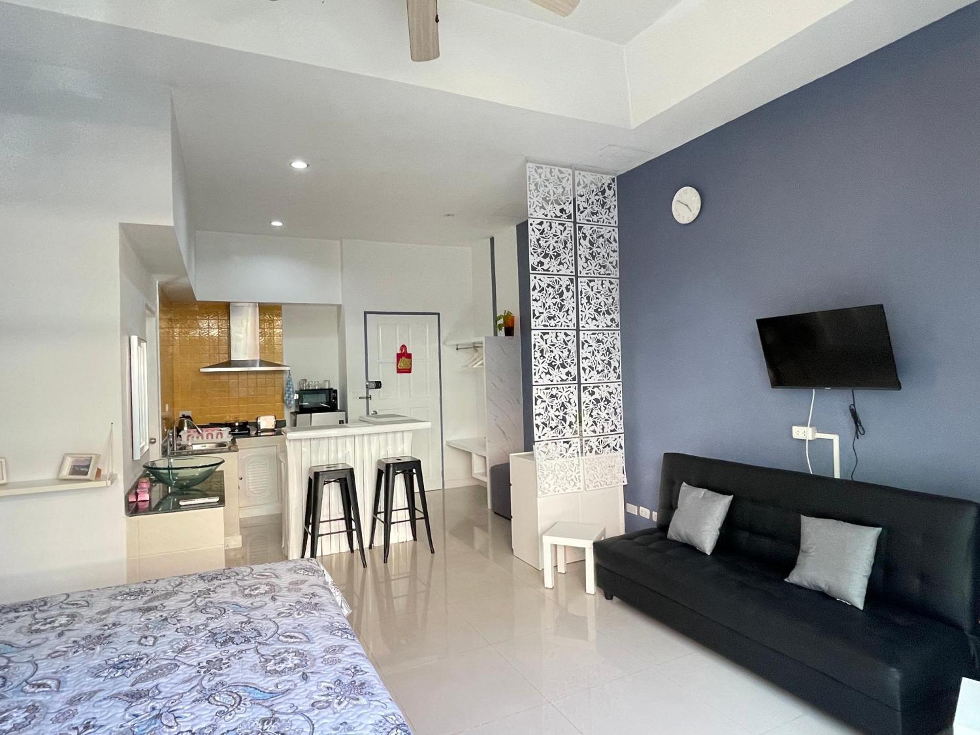 Guest house Thalassa Pool Kata Beach (Phuket)