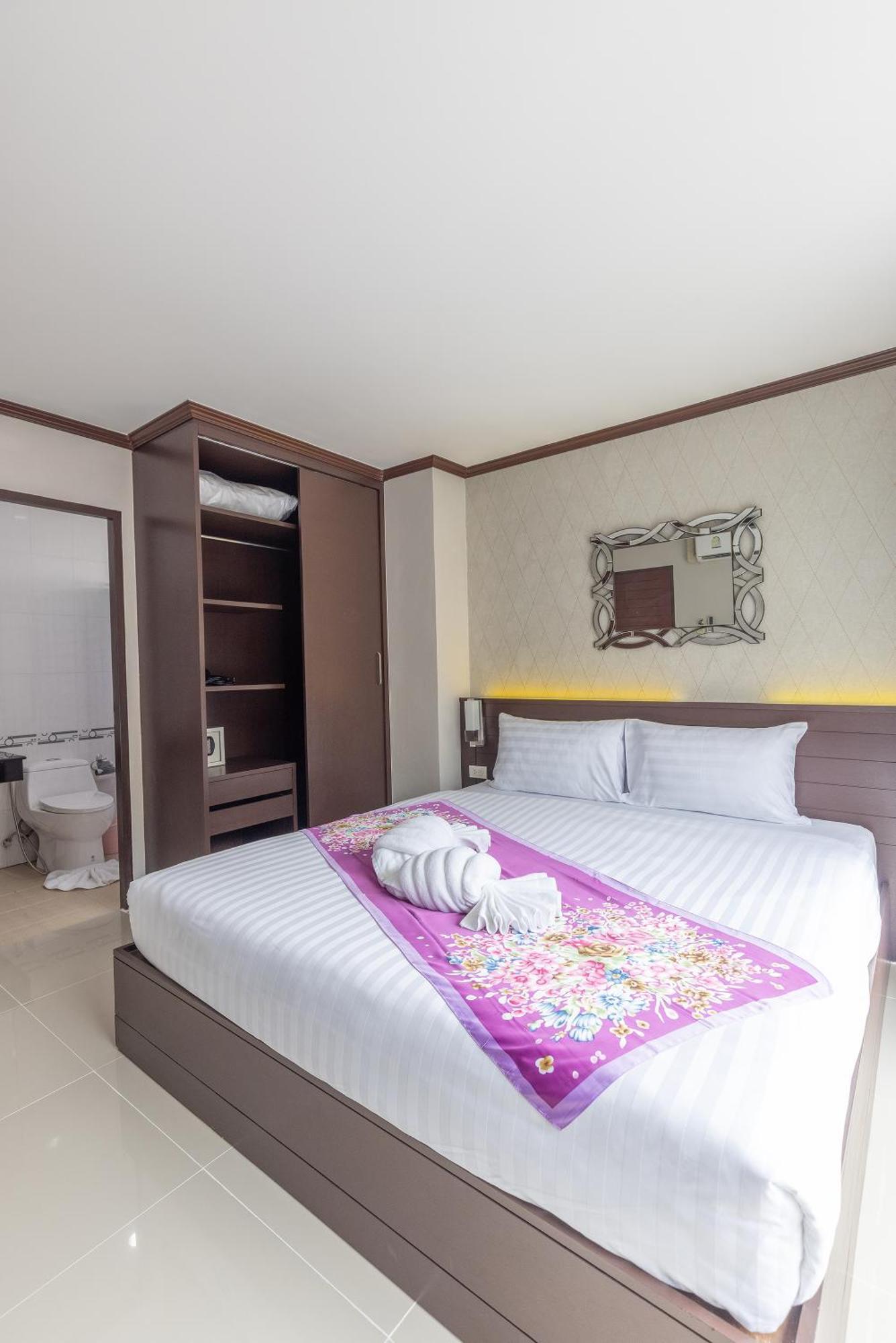 The Chic Hotel Patong