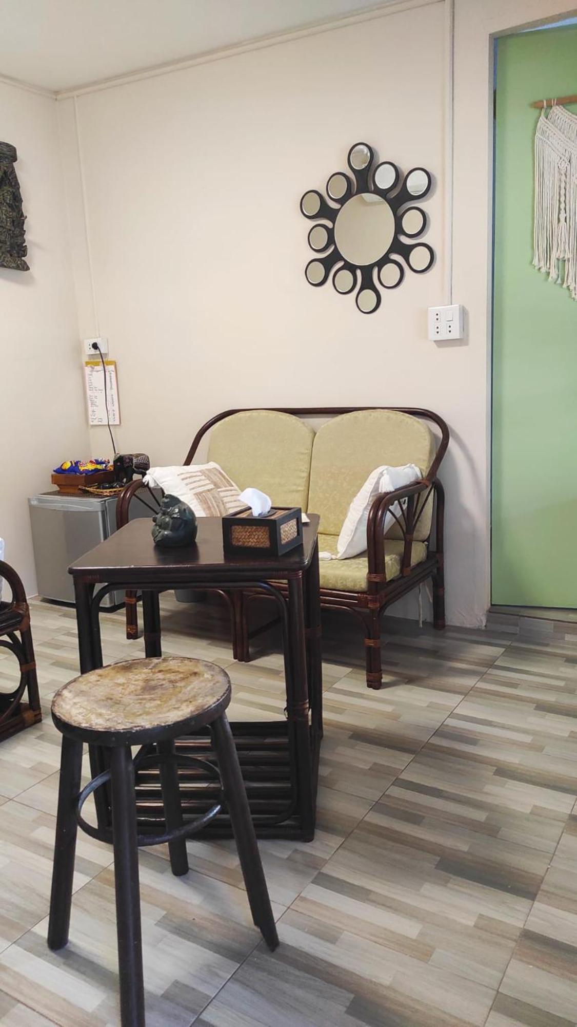 Baan Sikhao Yanui Guest house