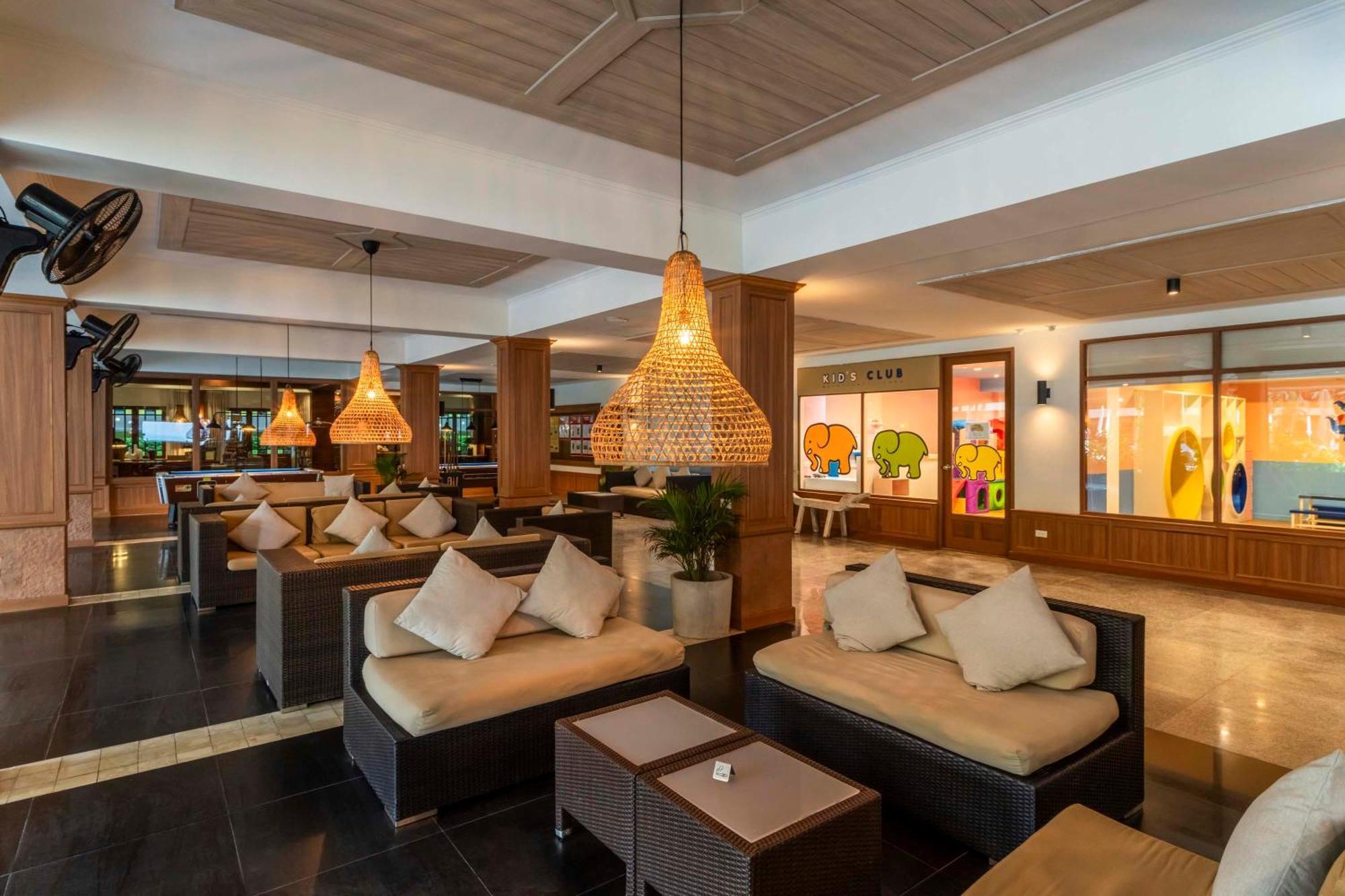 Western Premier Bangtao & Hotel 4*