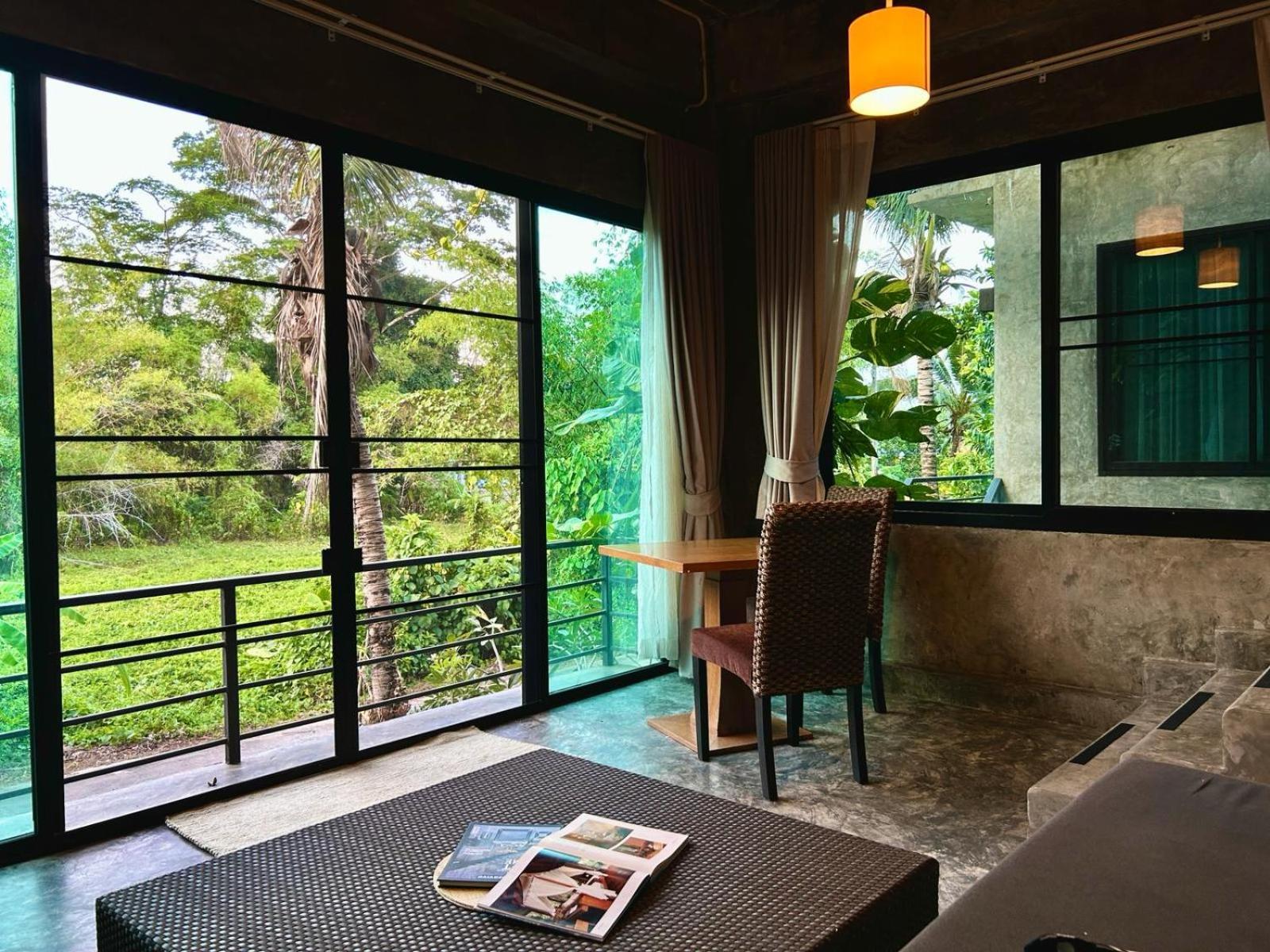 Phuket Phuchada Nai Yang