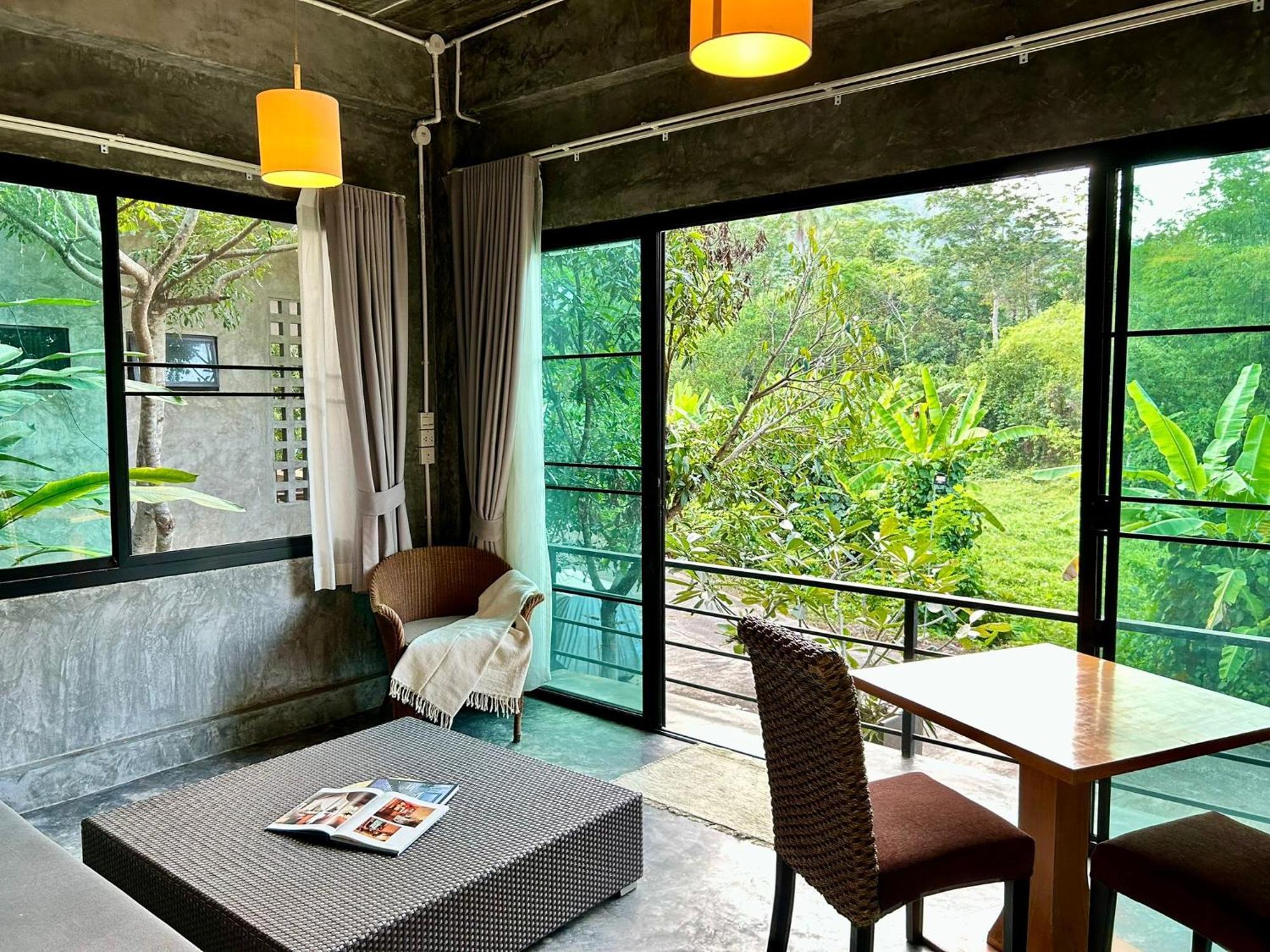 Phuket Phuchada Holiday home