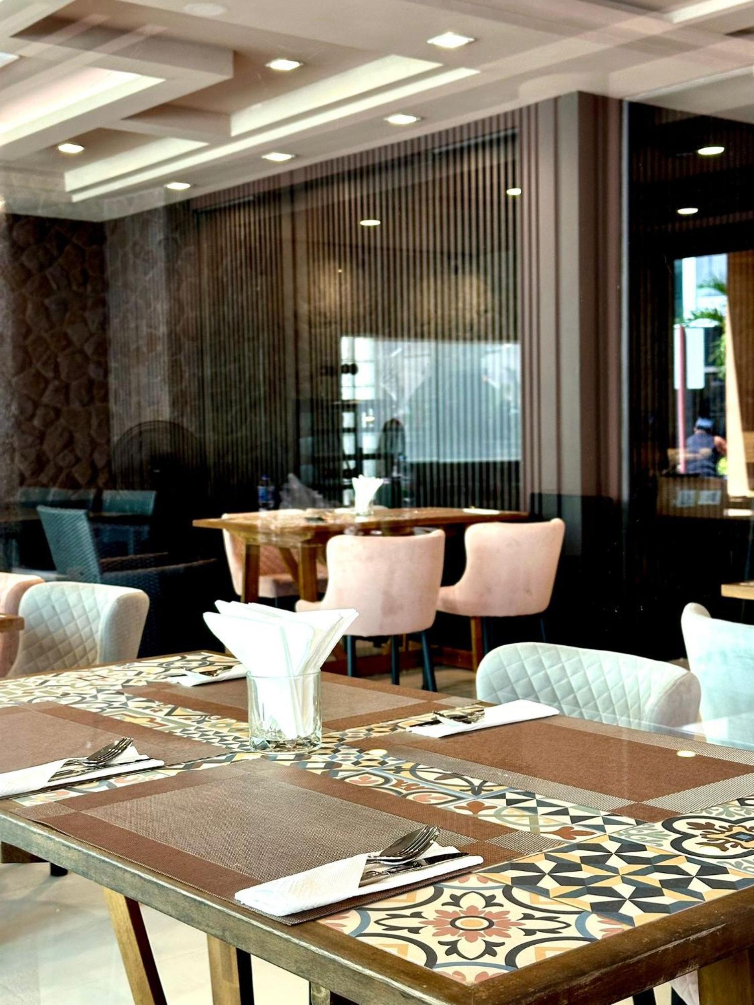 Grand Orlov Hotel 3*