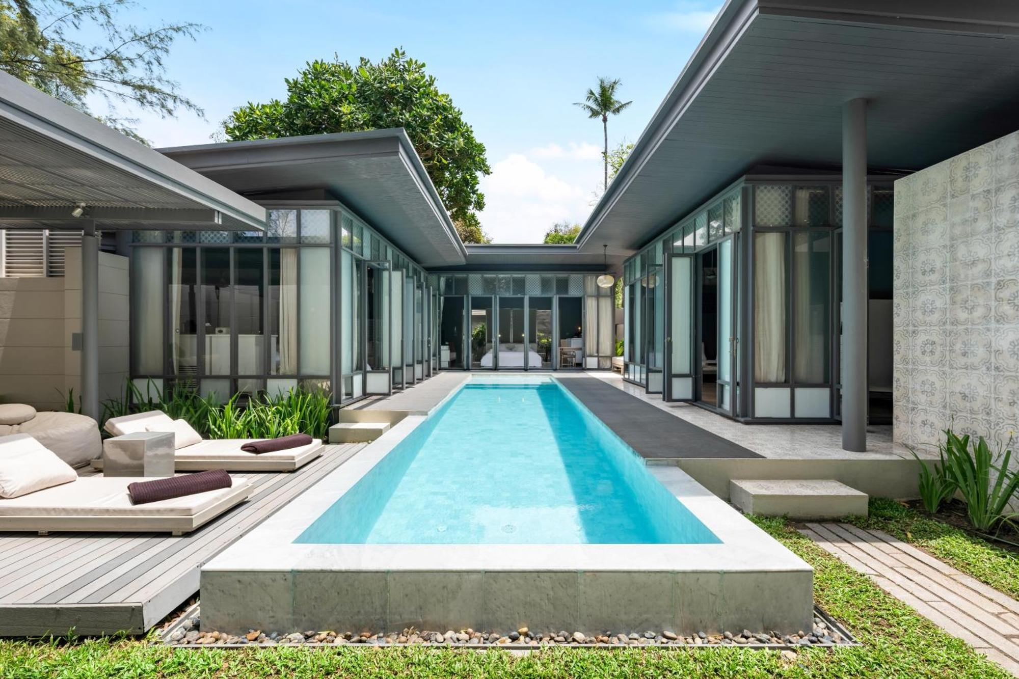 Sala Phuket 5*