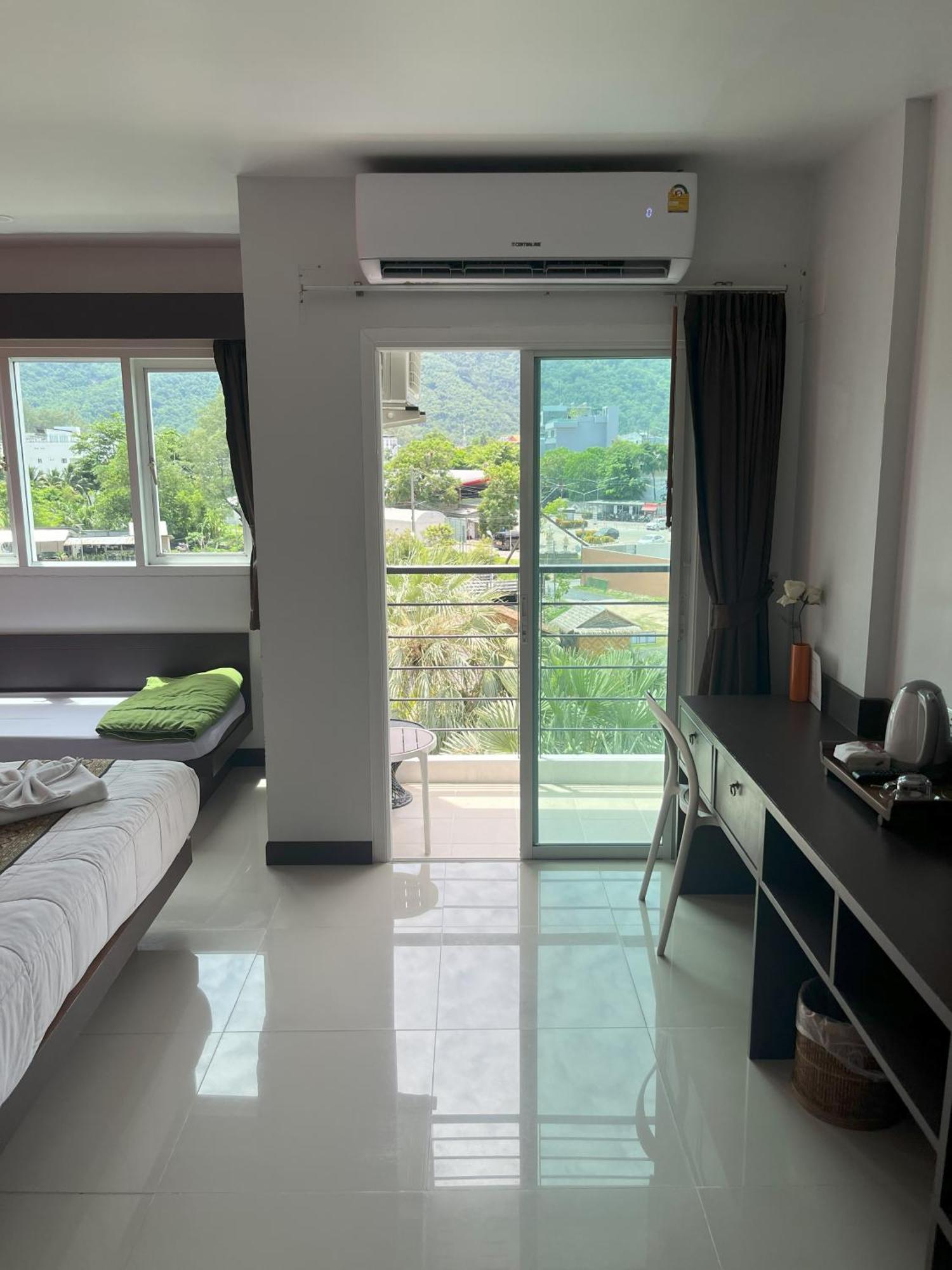 Hotel Chollada Kamala Beach