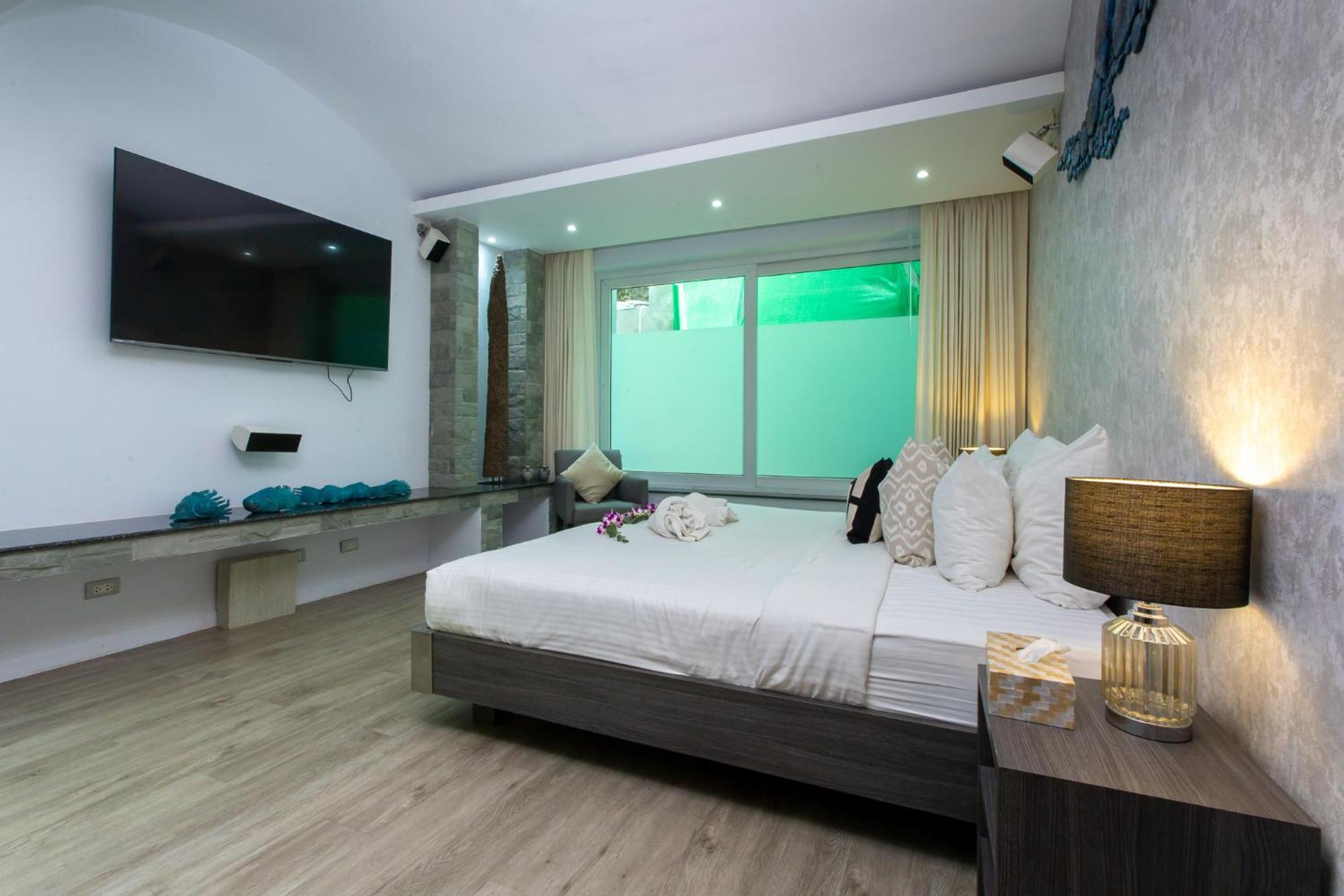 Beyond-namaste 16 Bedroom Fully Staffed Seaview Phuket