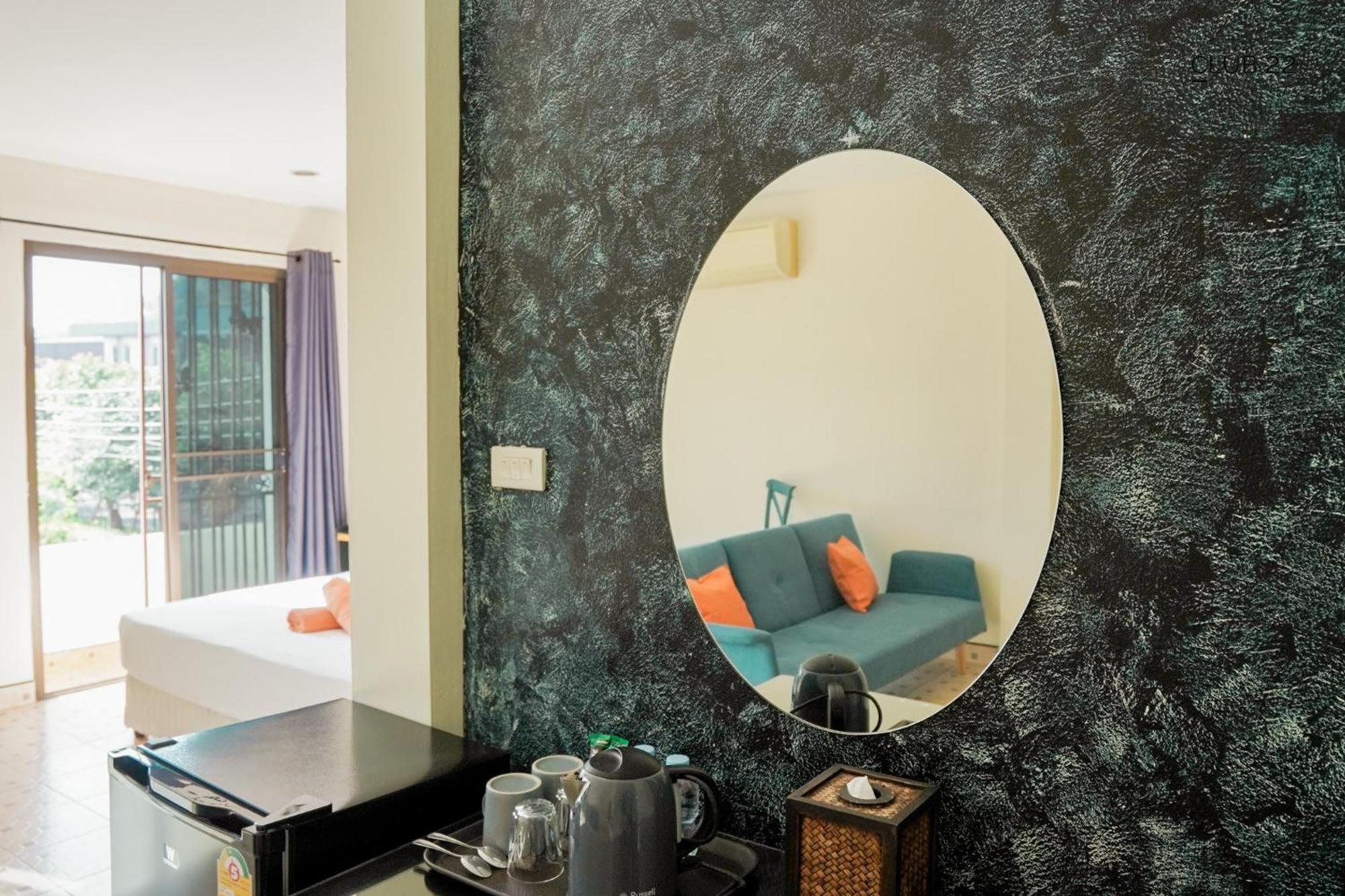 Club22 Kamala Suites, Kamala Kamala Beach