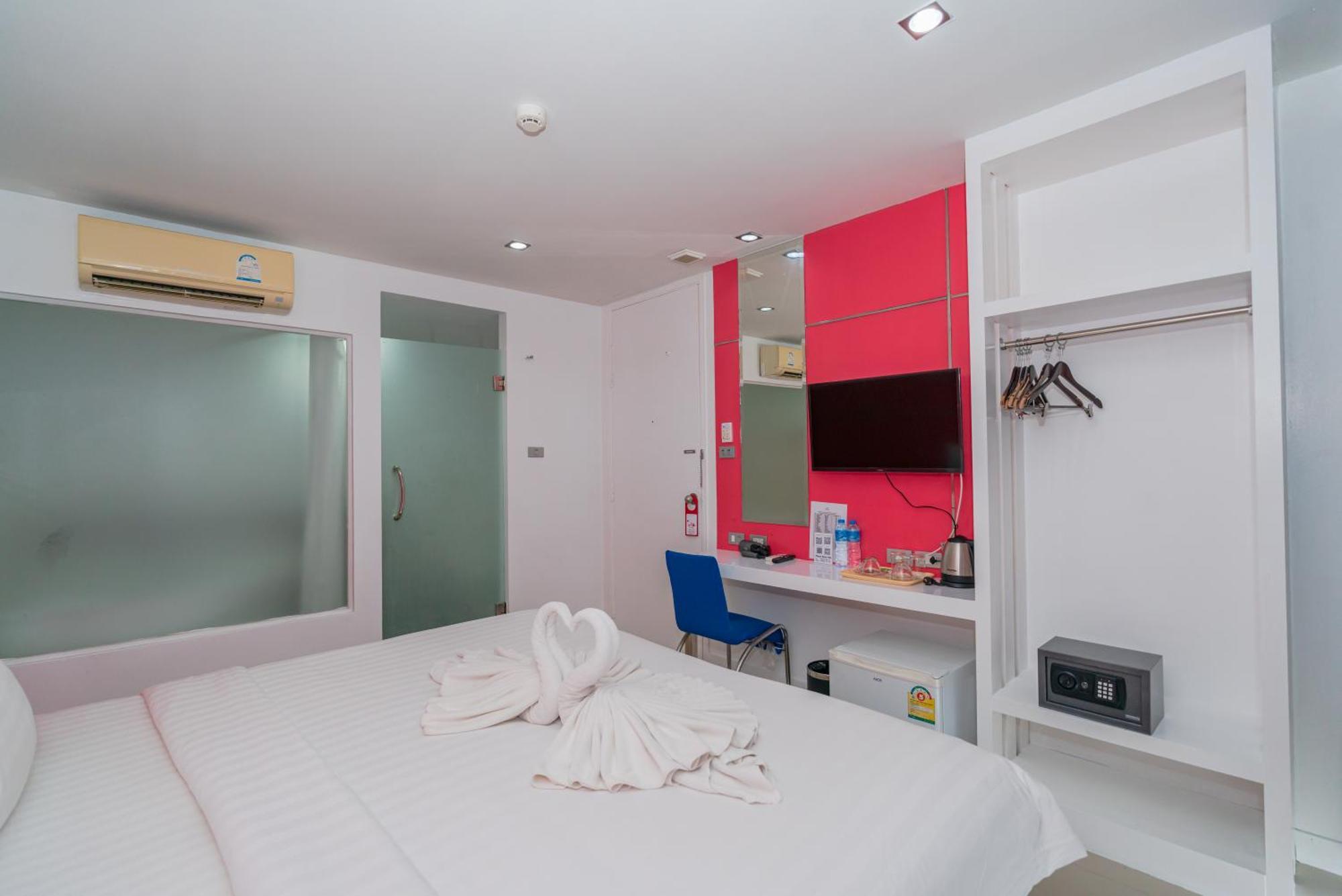 Diamond Hotel 3*