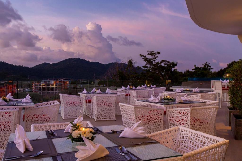 Utopia Naiharn Resort Nai Harn