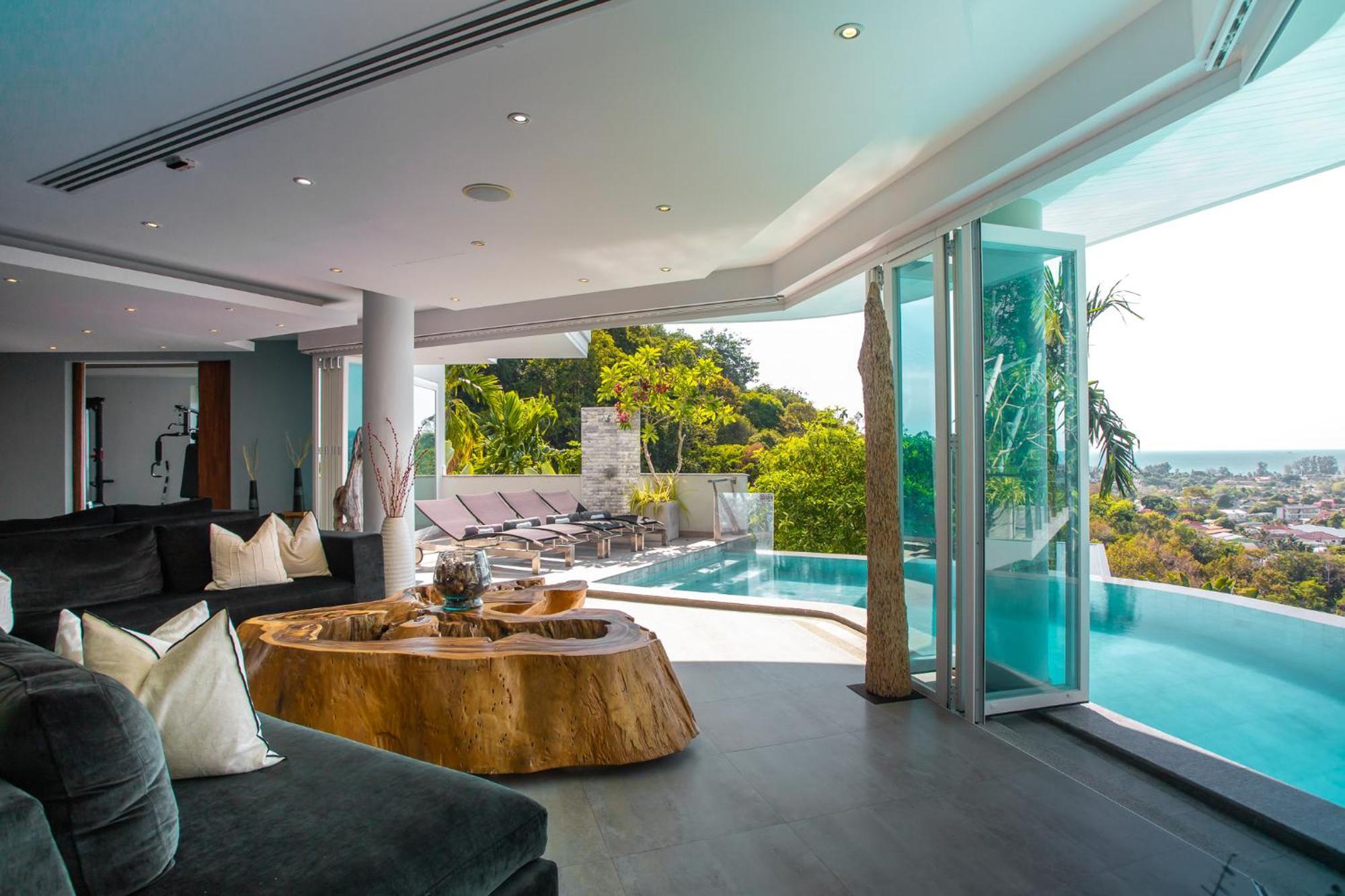 Villa Beyond 9 Bedroom Fully Staffed Seaview