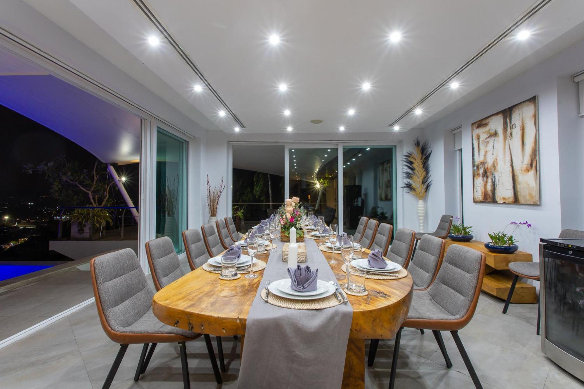 Beyond 9 Bedroom Fully Staffed Seaview Villa Bang Tao Beach (Phuket)