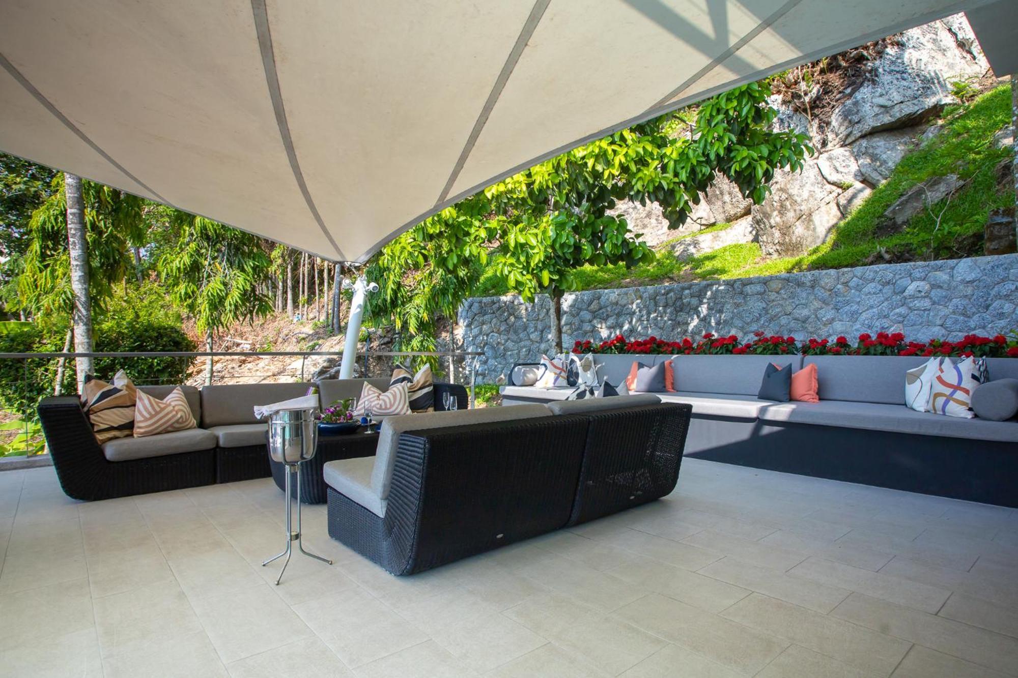 Beyond 9 Bedroom Fully Staffed Seaview Villa Bang Tao Beach (Phuket)