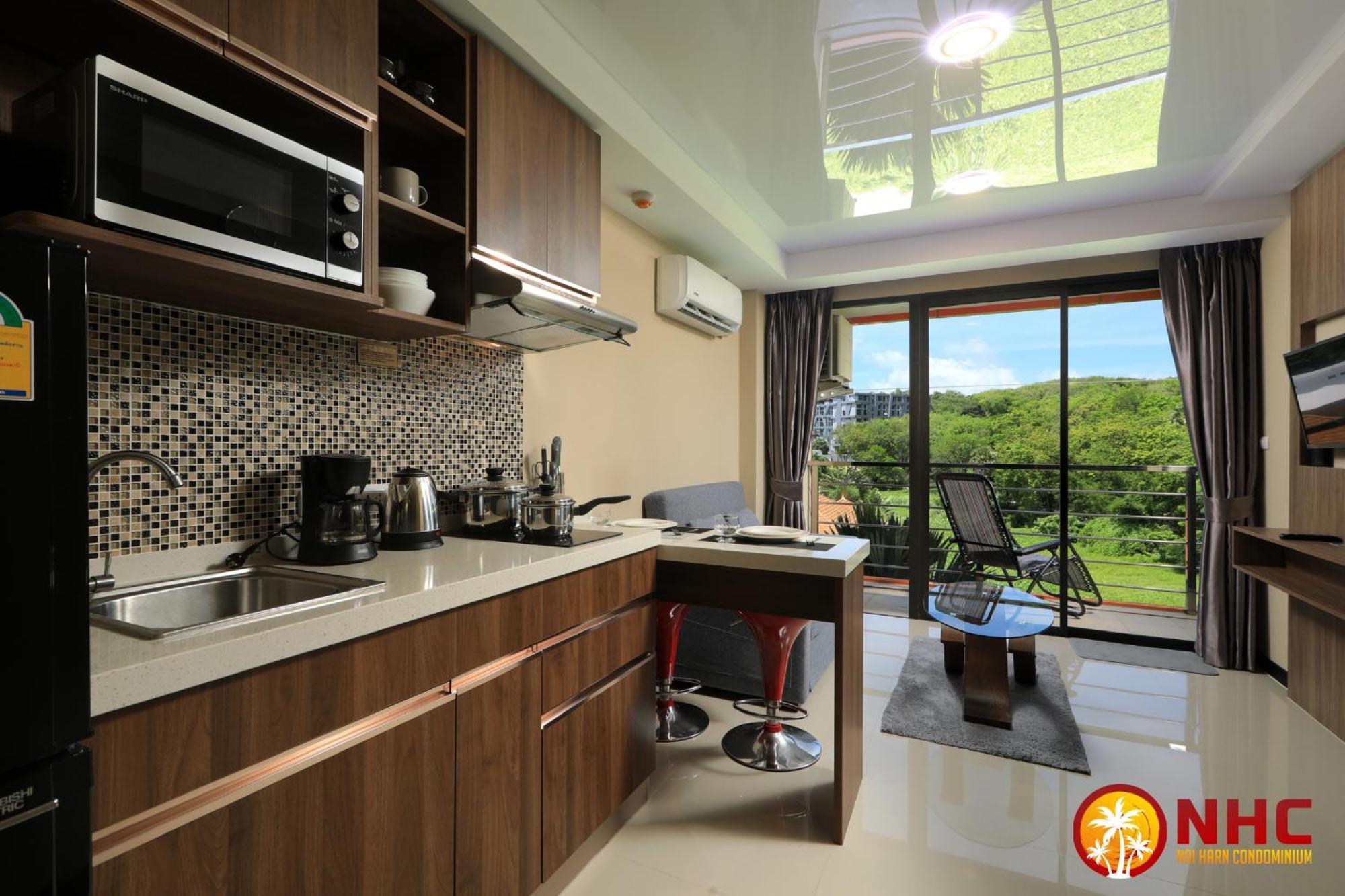 Nai Harn Condominium Apartment *