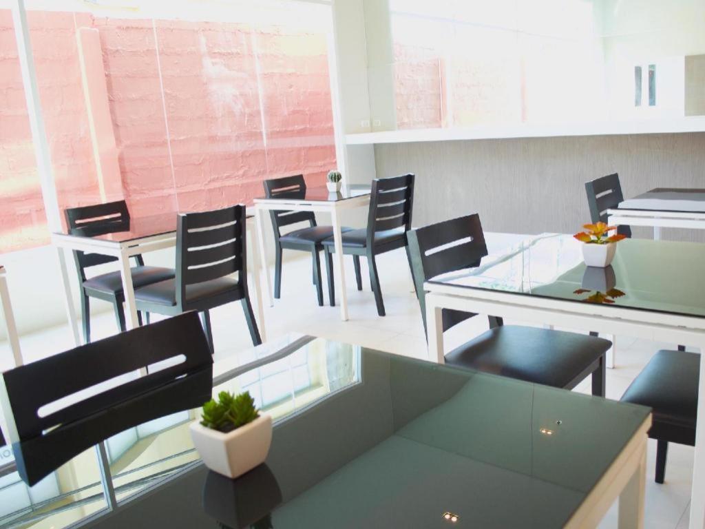Hotel Elegancy Sansabai 3*