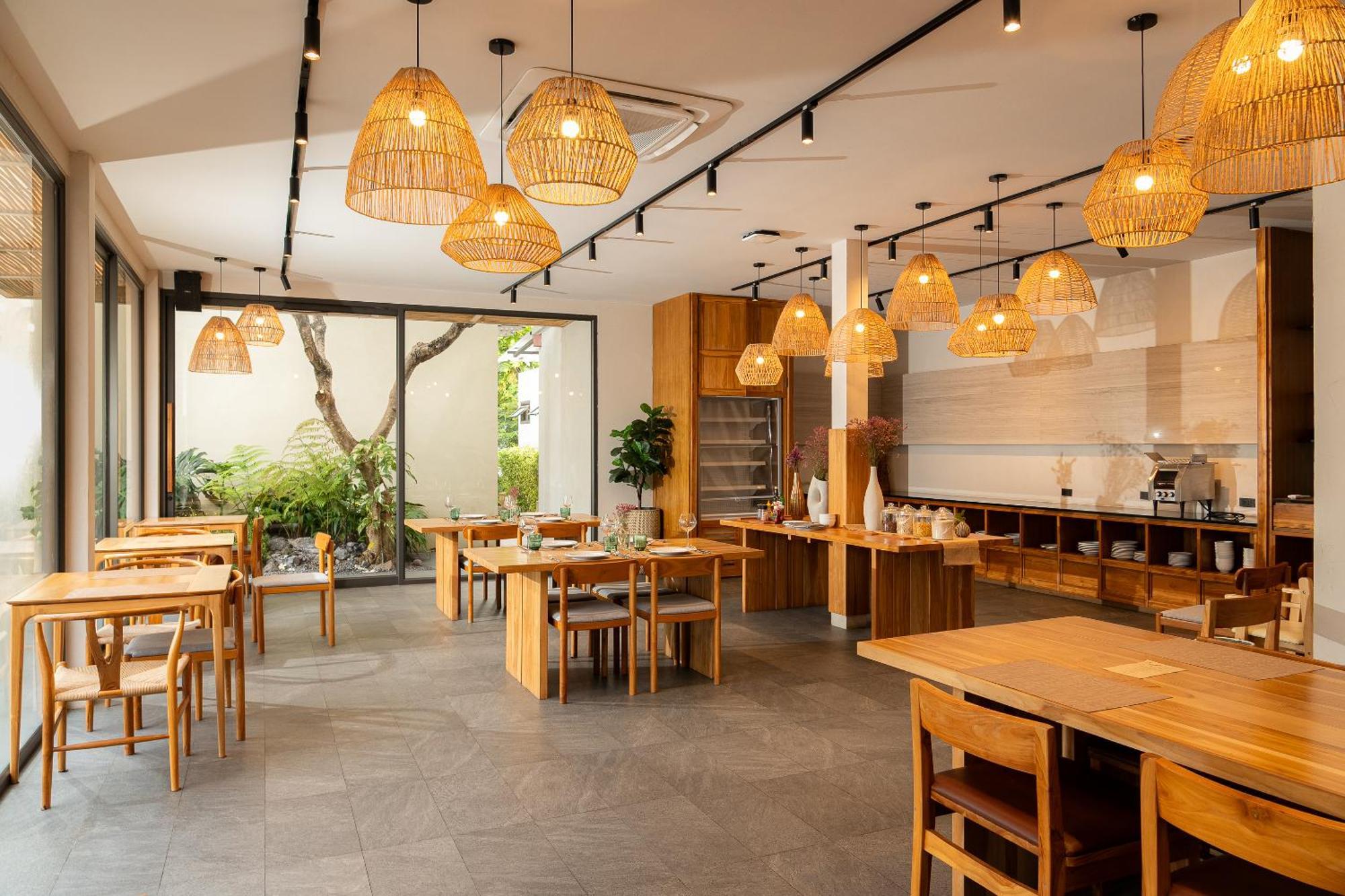 Eden & Phuket Resort 4*