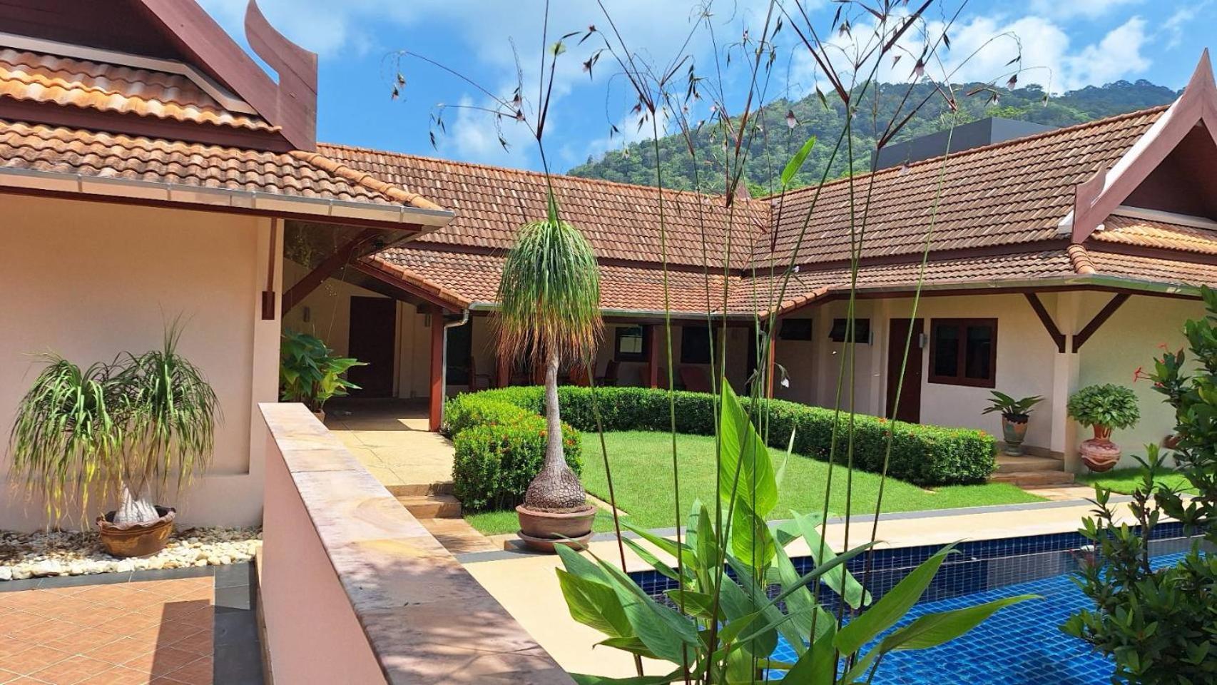 Villa Pimlada Nai Harn