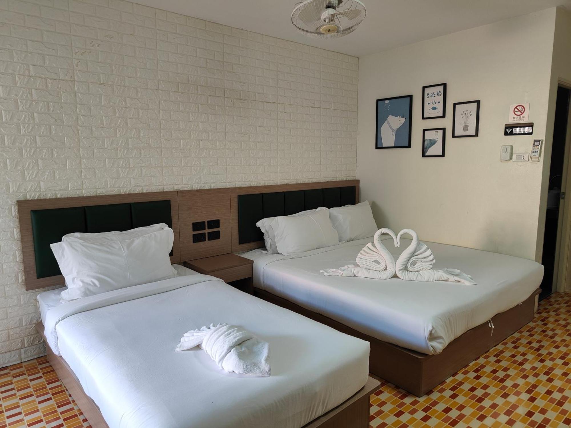Baankasemsuk 般咔 深宿 Homestay *