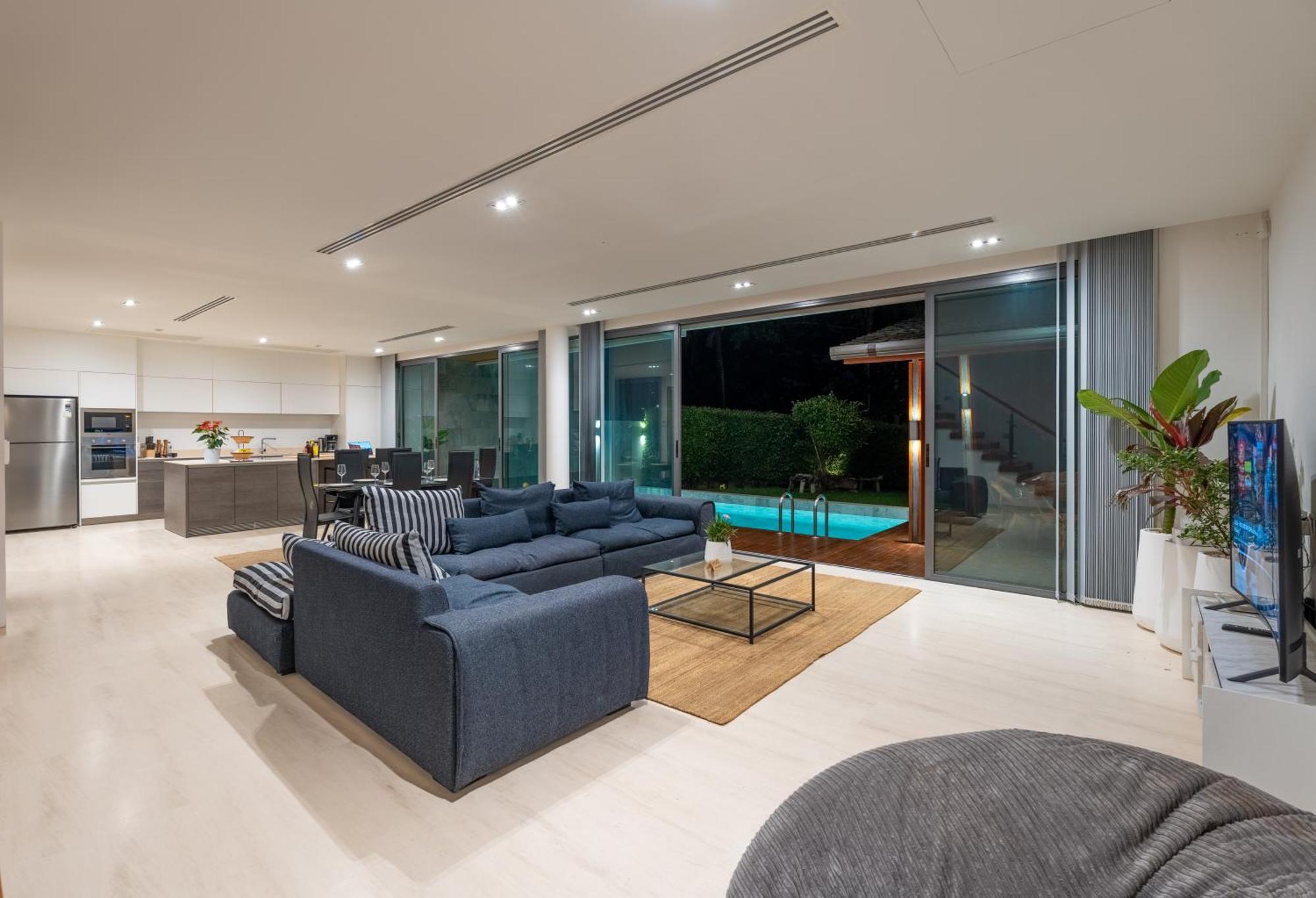 Villa 拉威eva11三卧沙滩别墅 出门就是大海 三个卧室都是海景独卫 Phuket