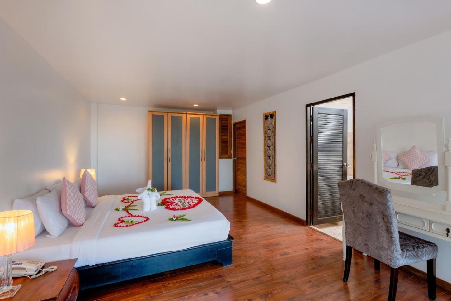 Resort Club Bamboo Boutique Patong