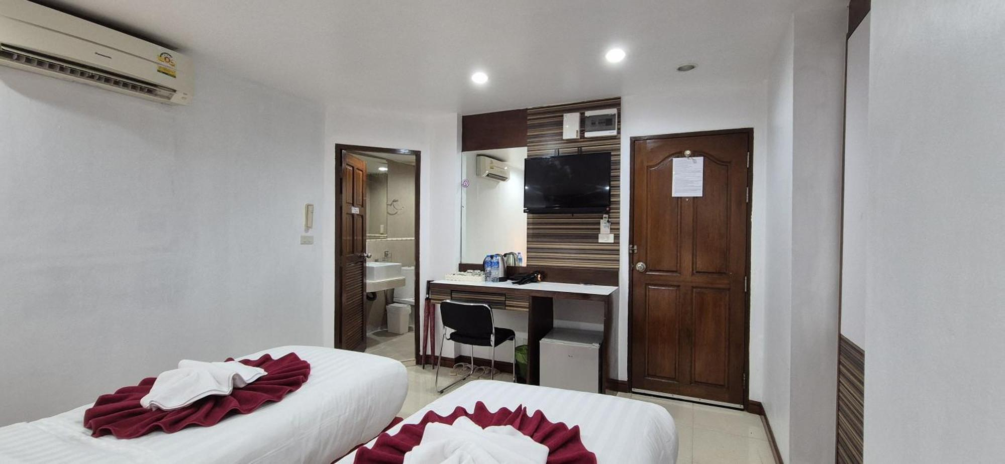 Hotel Max Value Patong