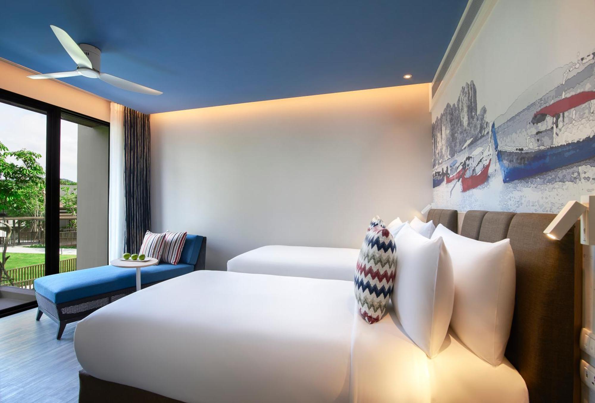 Ozo Phuket Hotel 4*