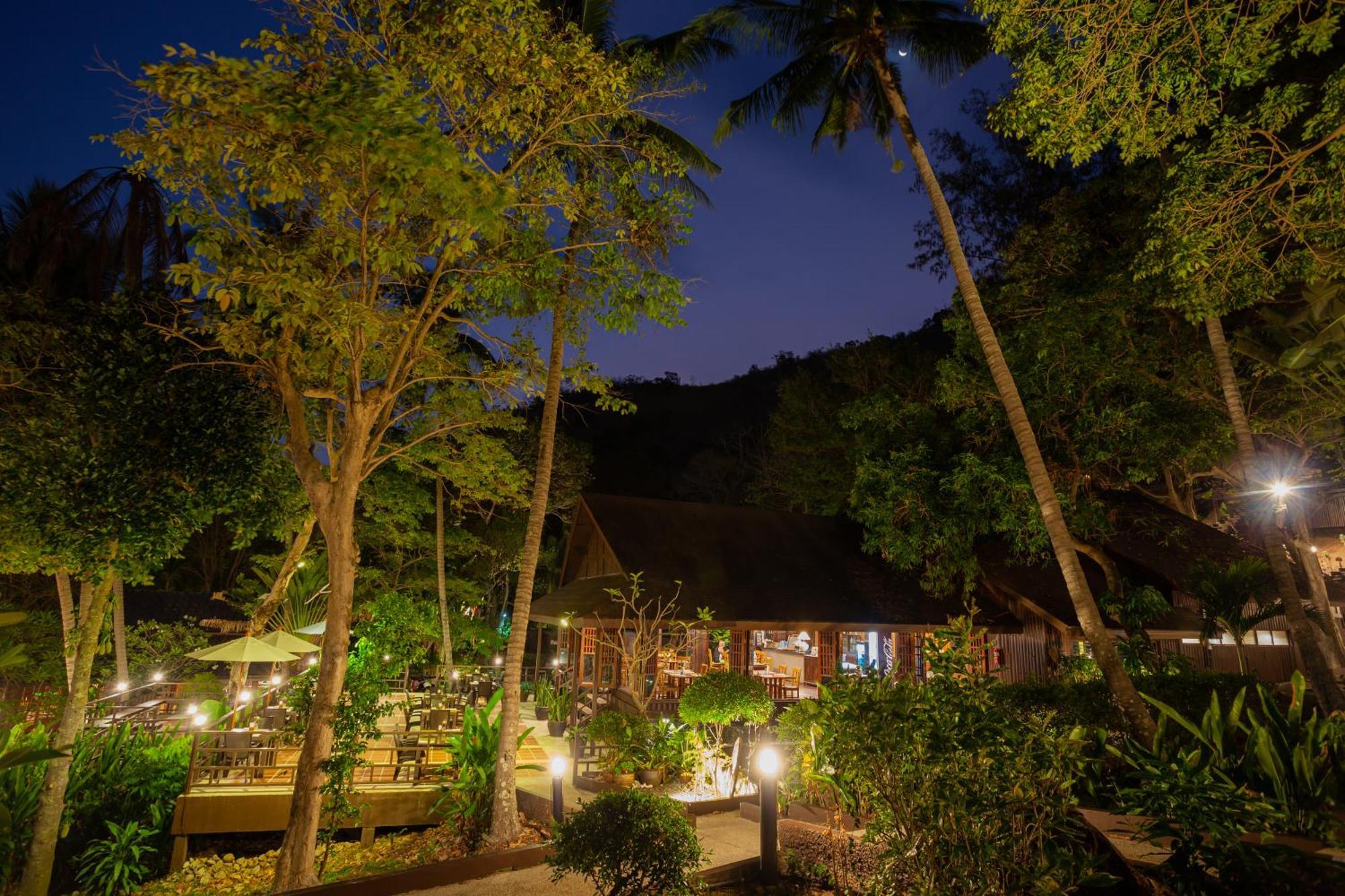 Baan Krating Phuket -sha Resort 3*