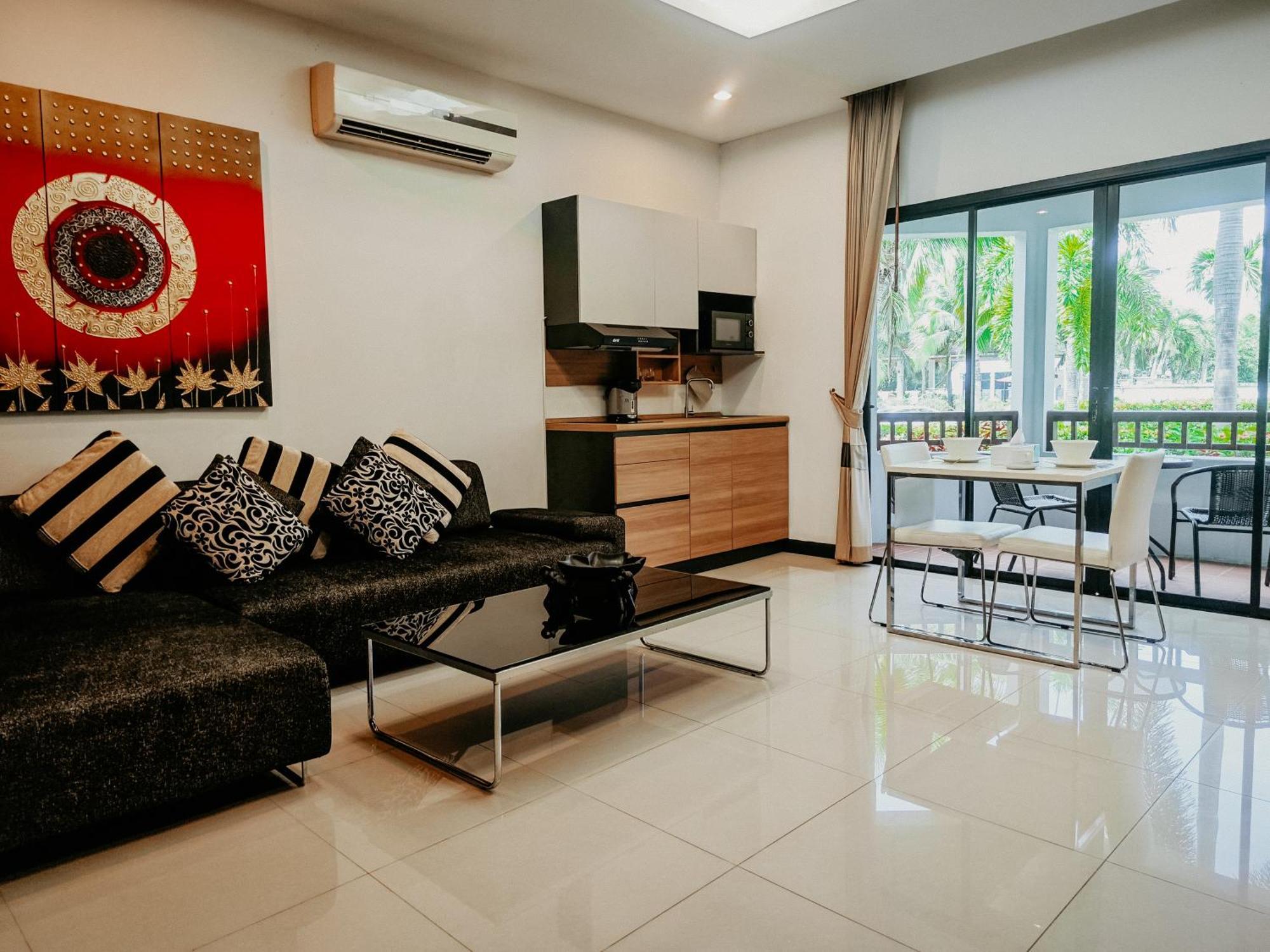 Resort Grand House -sha 3*