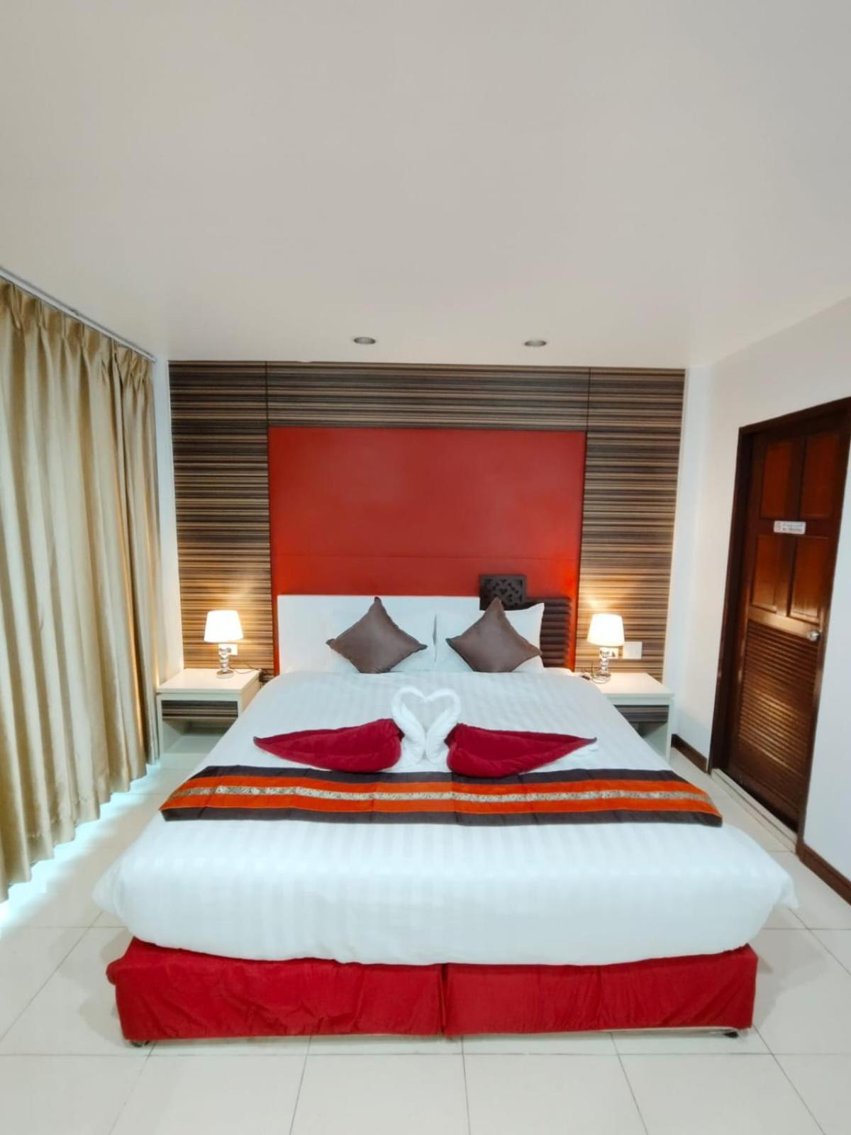 Hotel Max Value Patong
