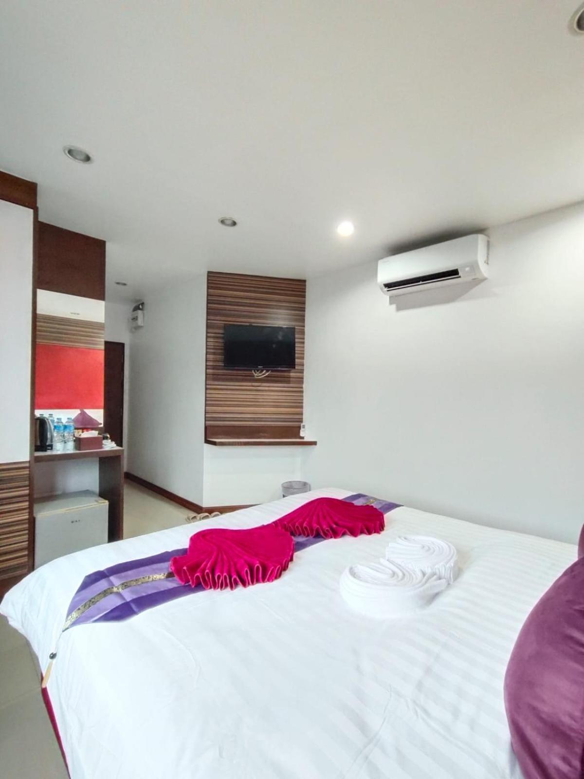 Max Value Hotel